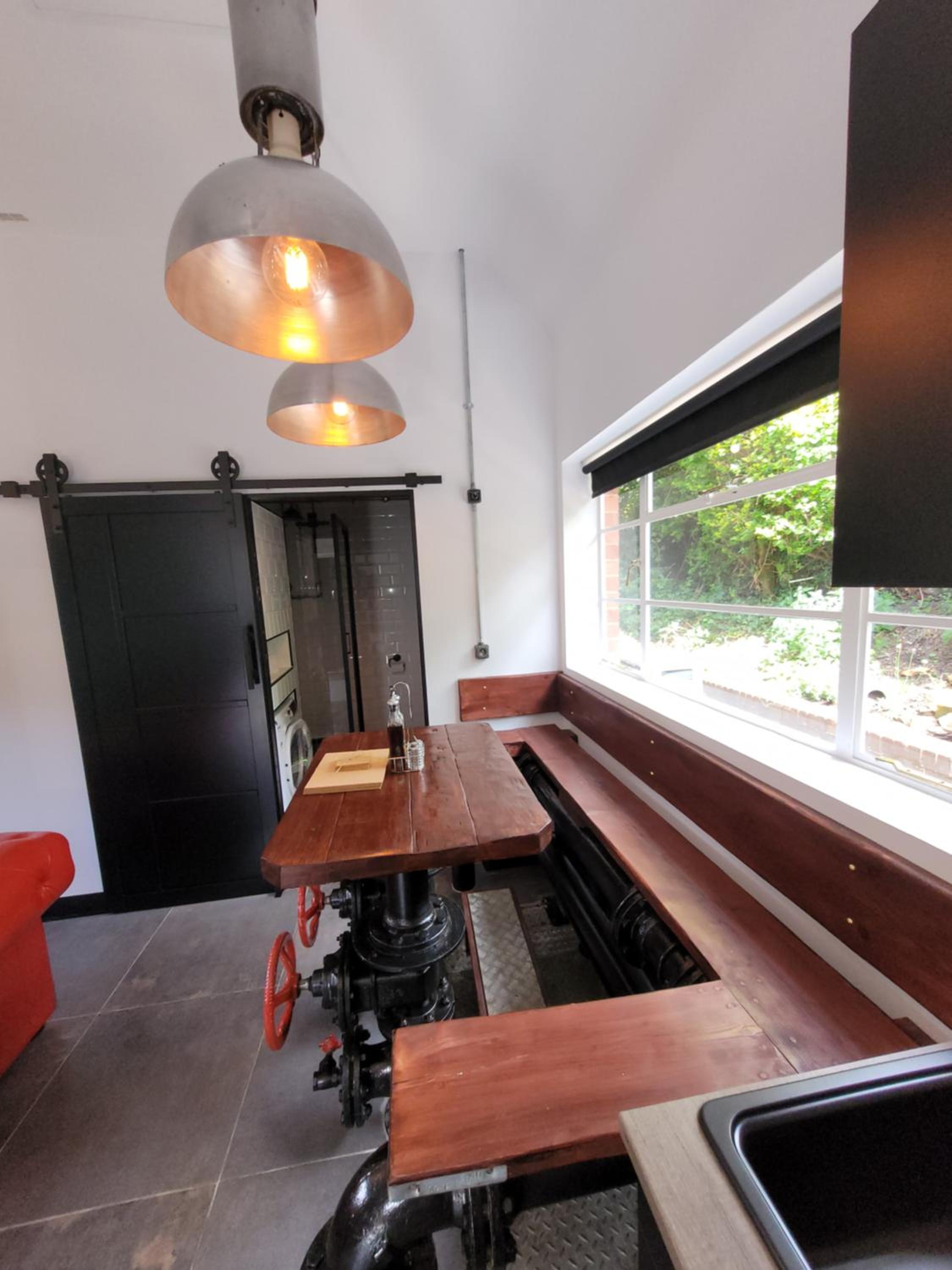 One-Bedroom House - Photo 24