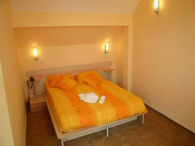 Double or Twin Room - Photo 6