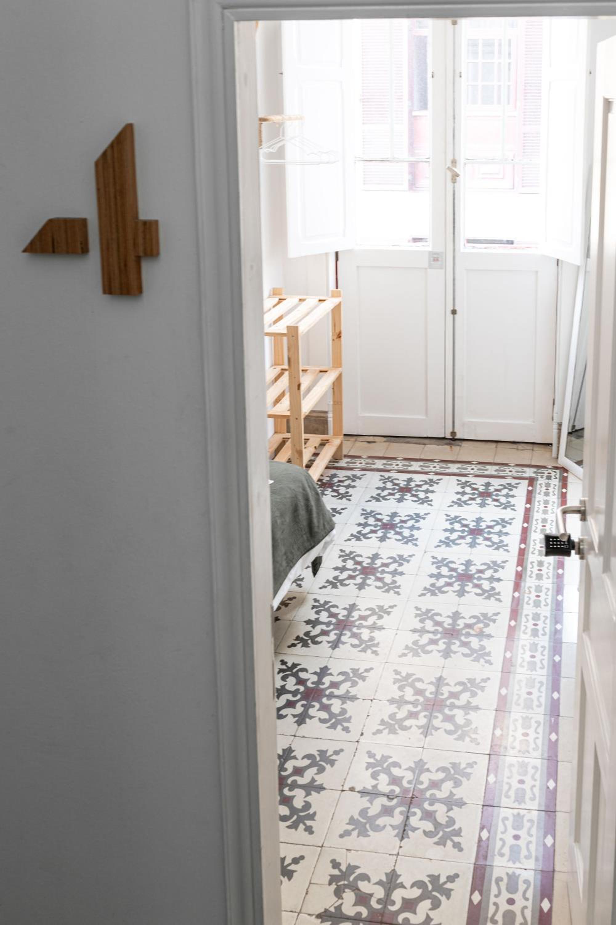 Double Room with Private External Bathroom - Photo 1
