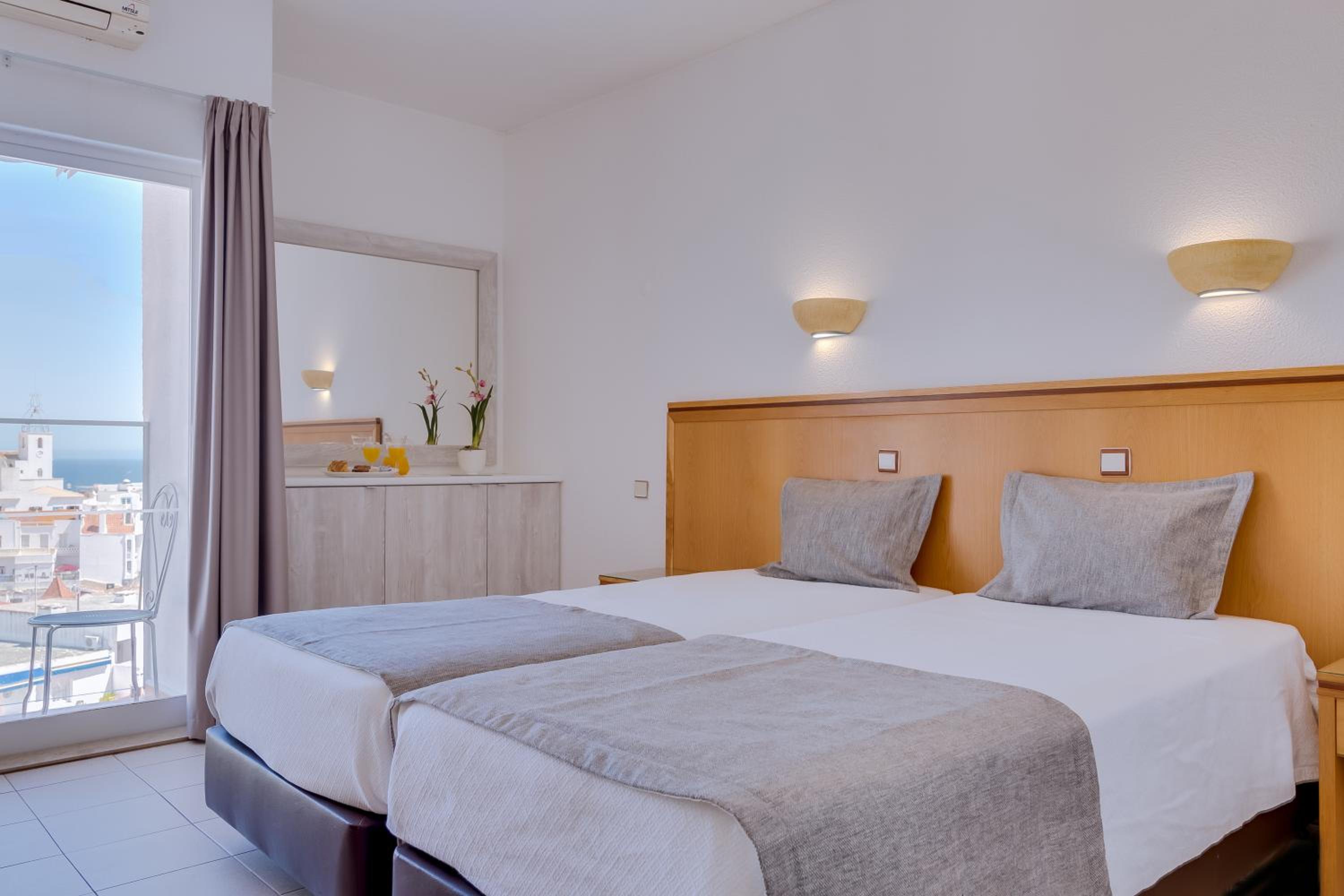 Twin Room - Photo 5
