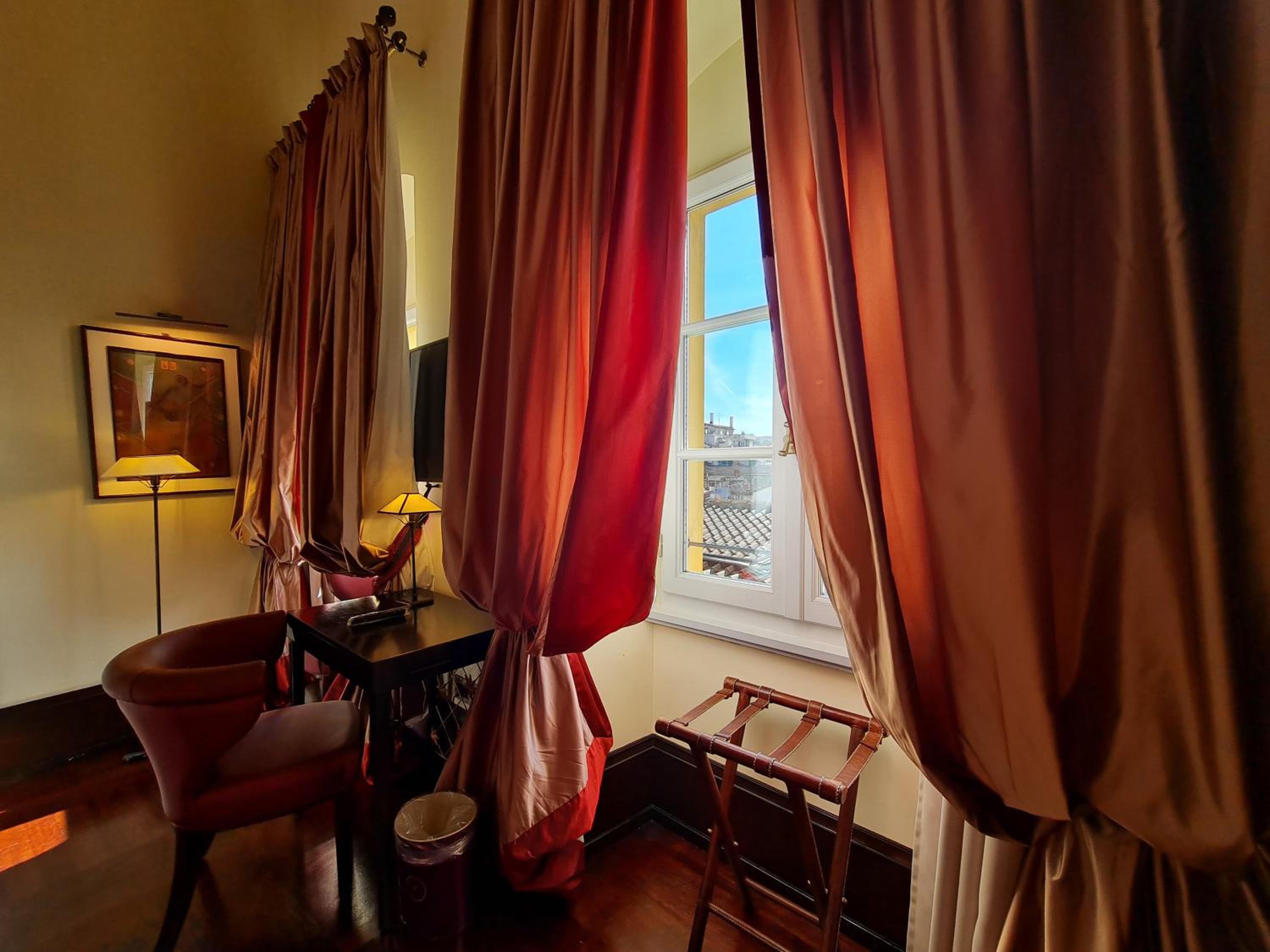 Deluxe Double Room - Photo 5