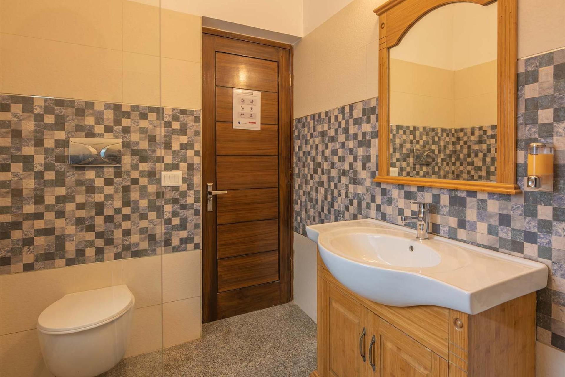 Three-Bedroom Villa - Photo 22