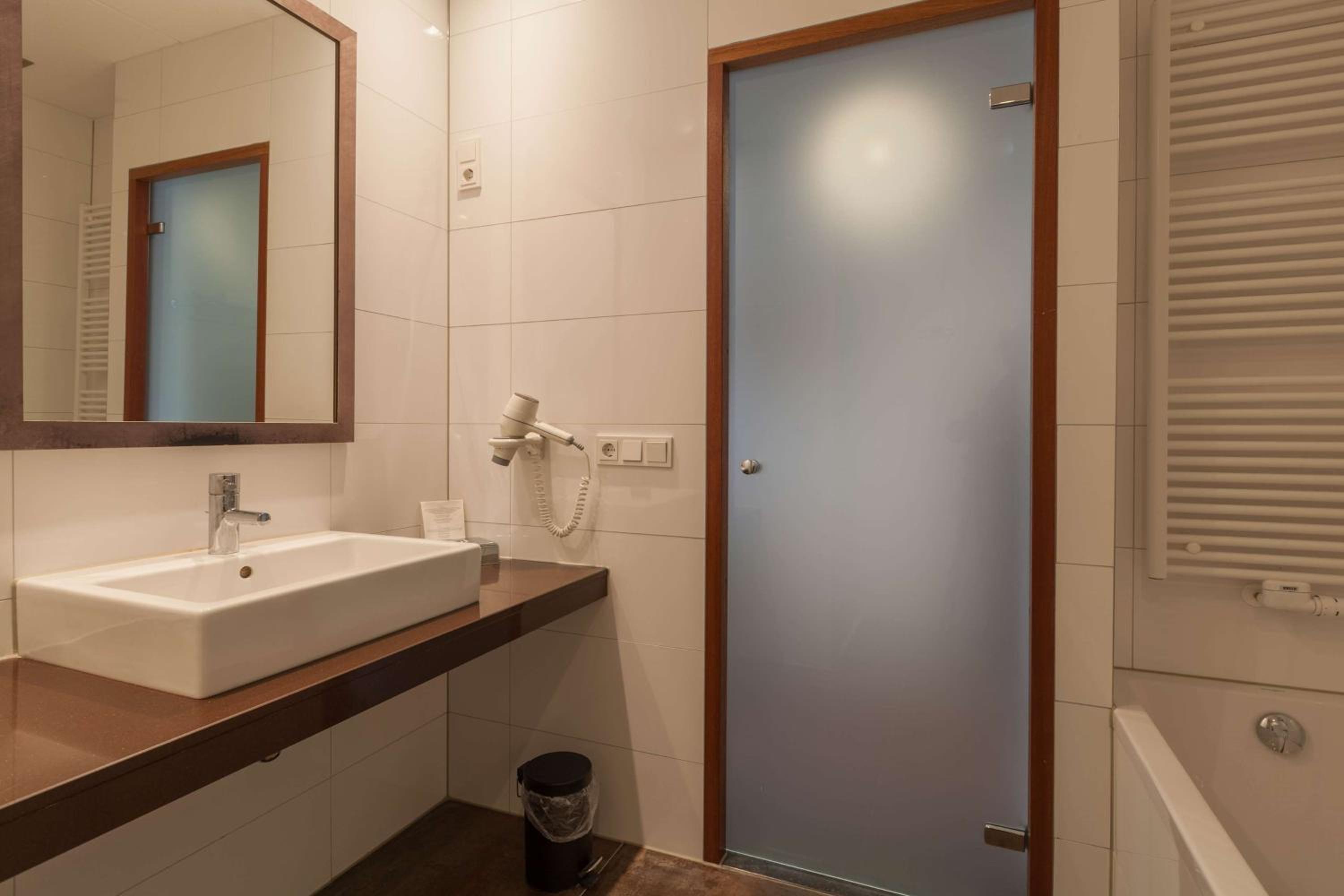 Deluxe Twin Room - Photo 5