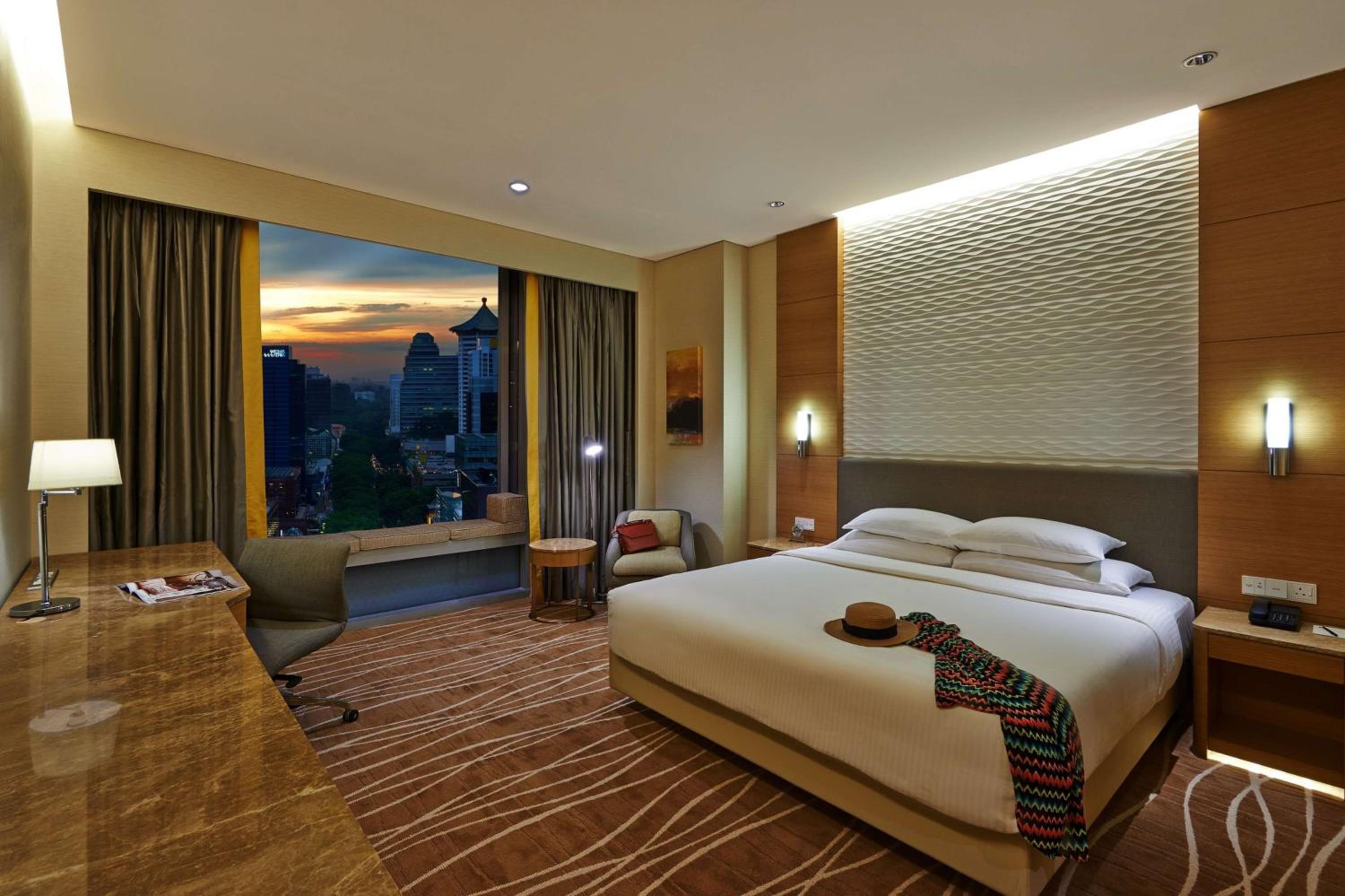 Club Deluxe Double Room
