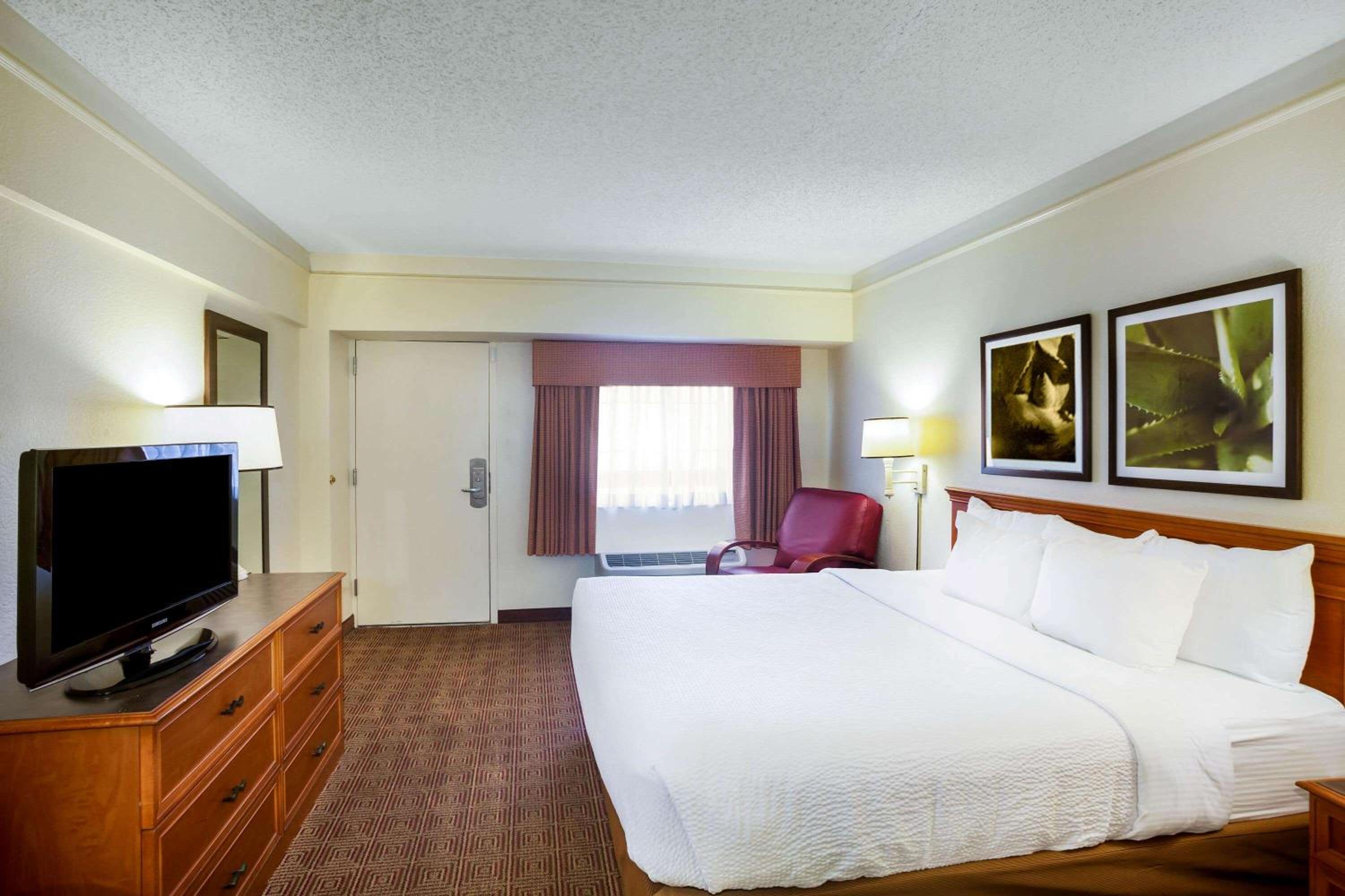 King Room - Photo 6