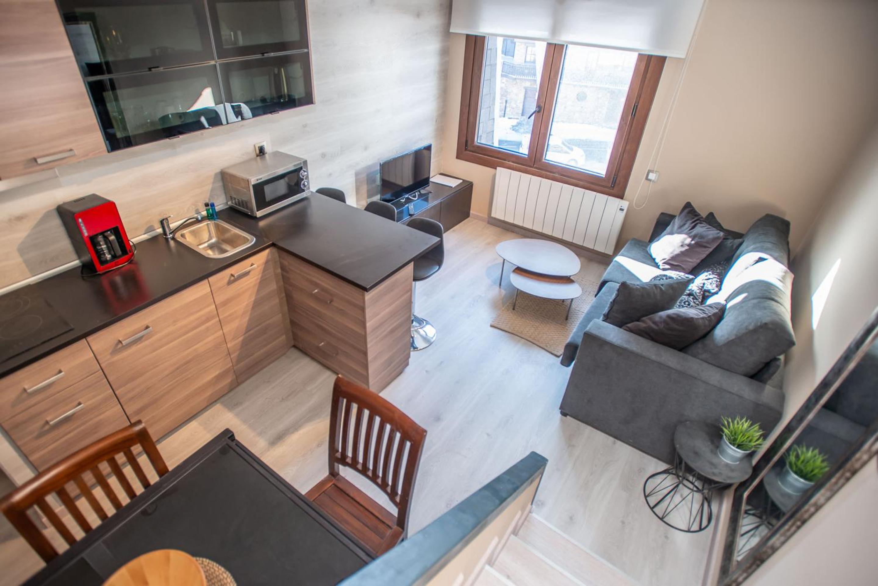 One-Bedroom Apartment (4-6 Adults) photo 1