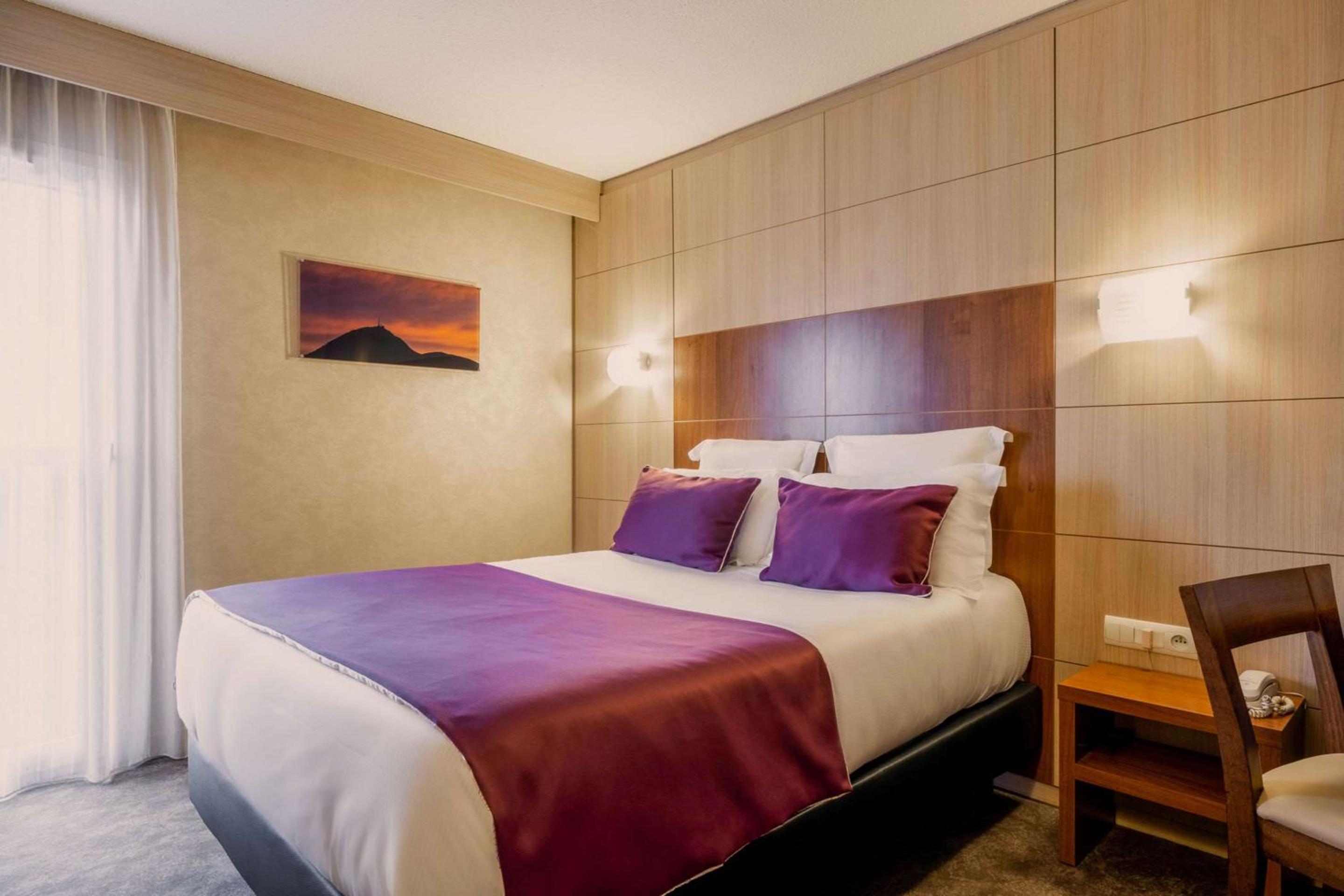 Standard Double Room - Disability Access/Non-Smoking - Photo 3