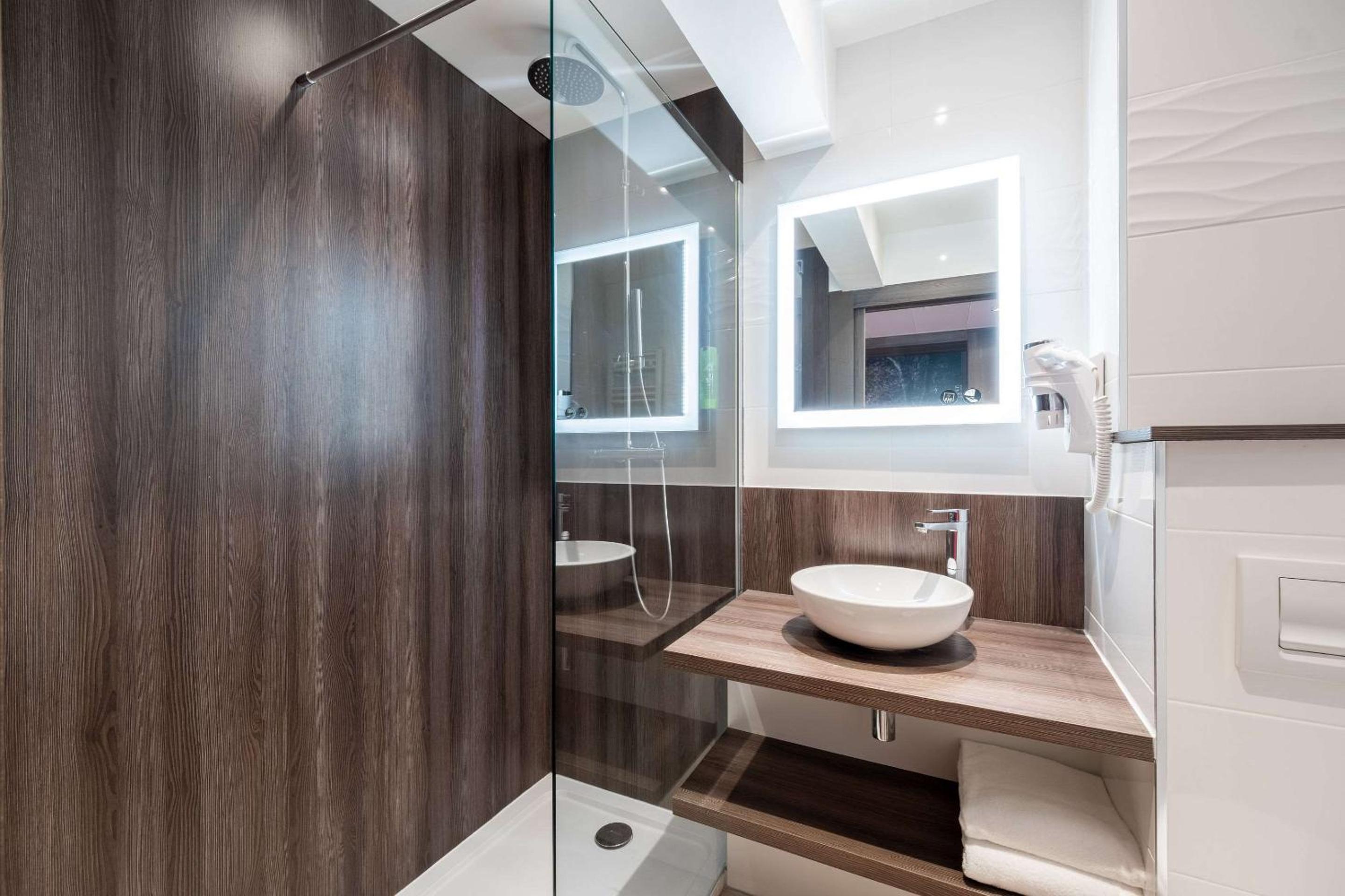 Superior Double Room - Photo 4