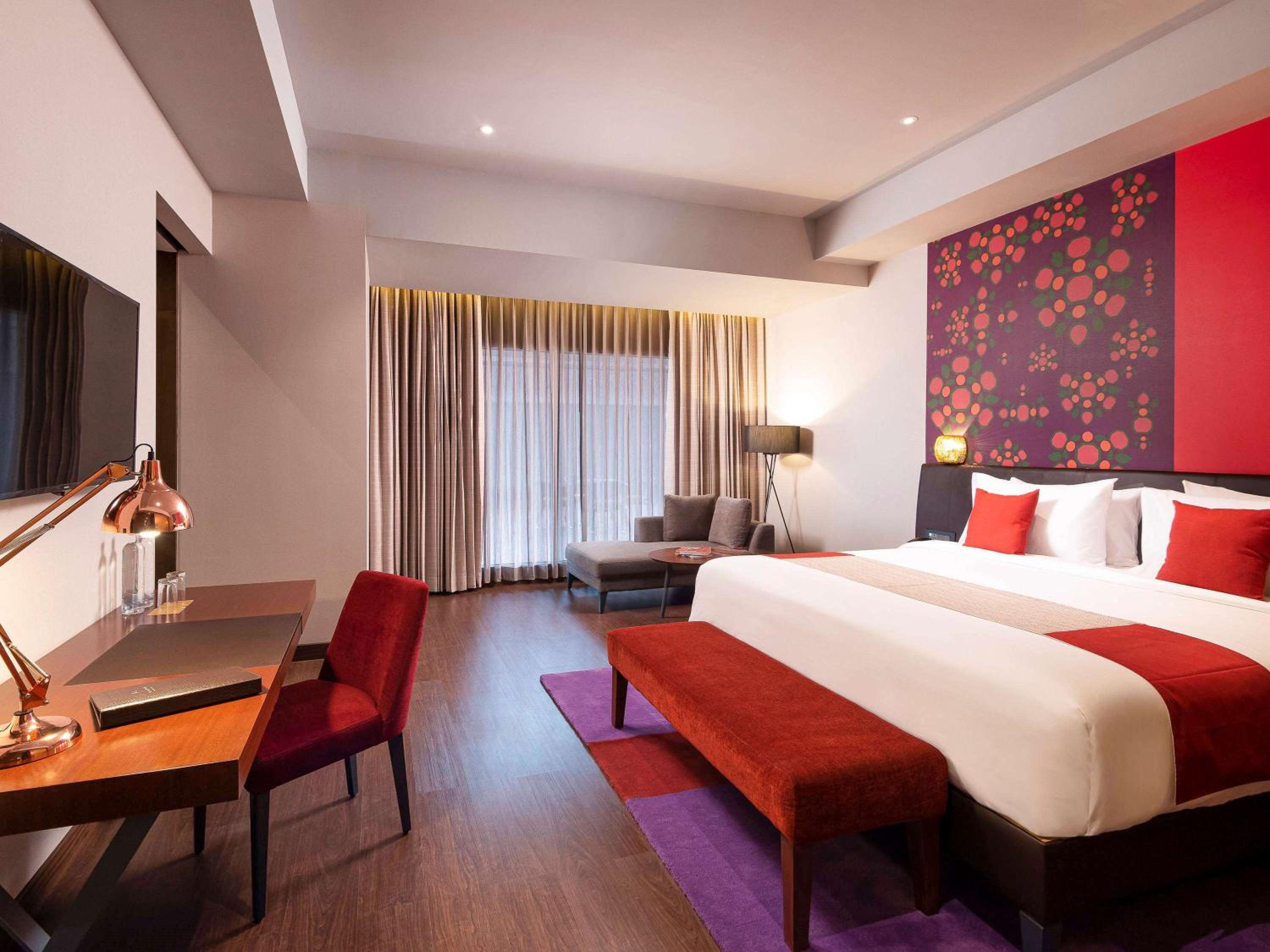 One-Bedroom Superior Suite with Private Terrace, Kitchenette,Executive Lounge Access,with 25% Discount on F&B, Spa and Laundry - Photo 3