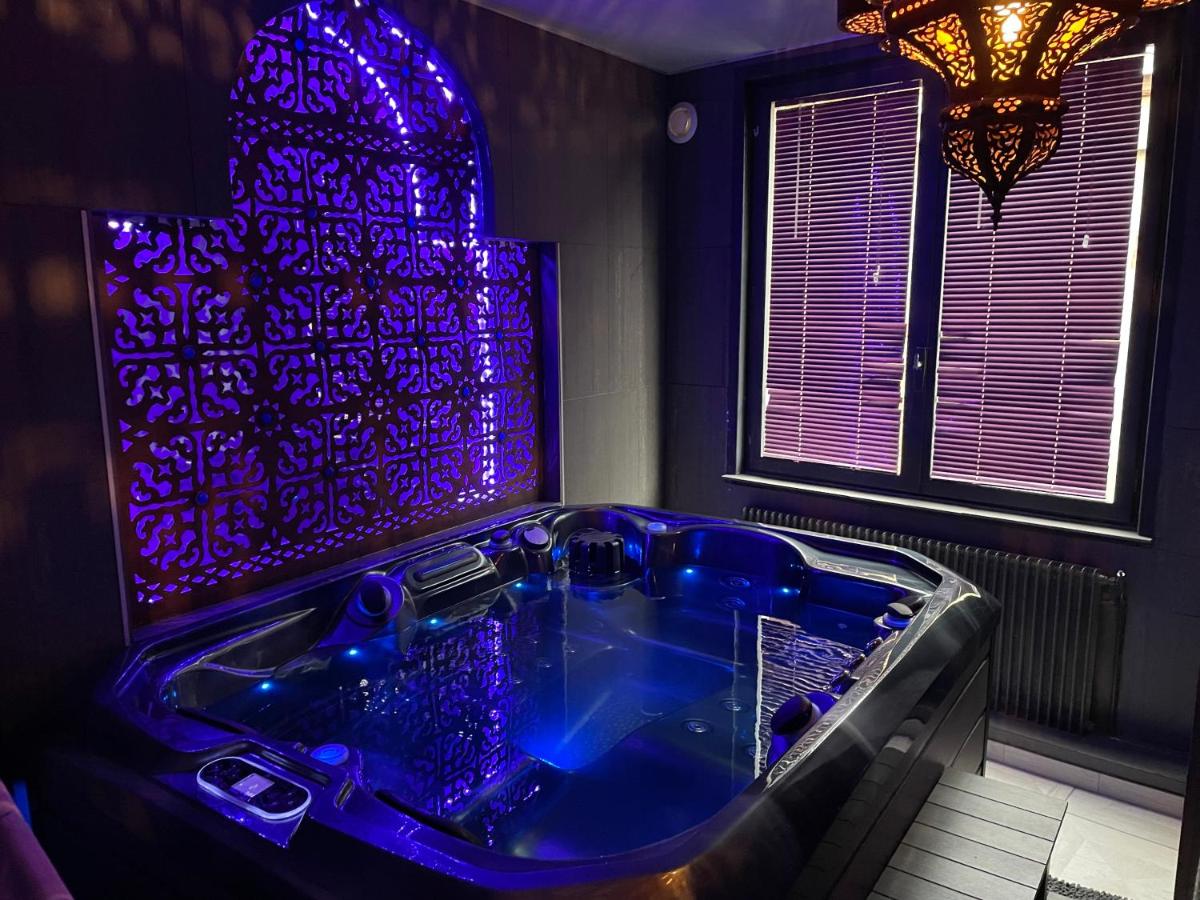 Deluxe Room - Photo 5