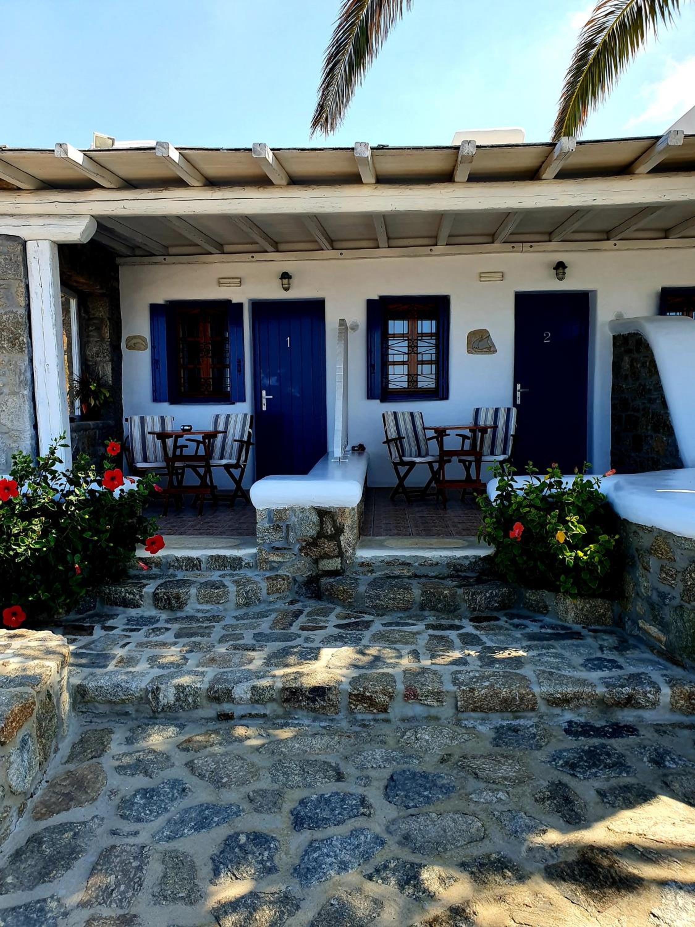 Studio with Sea View and Private Balcony - Photo 11