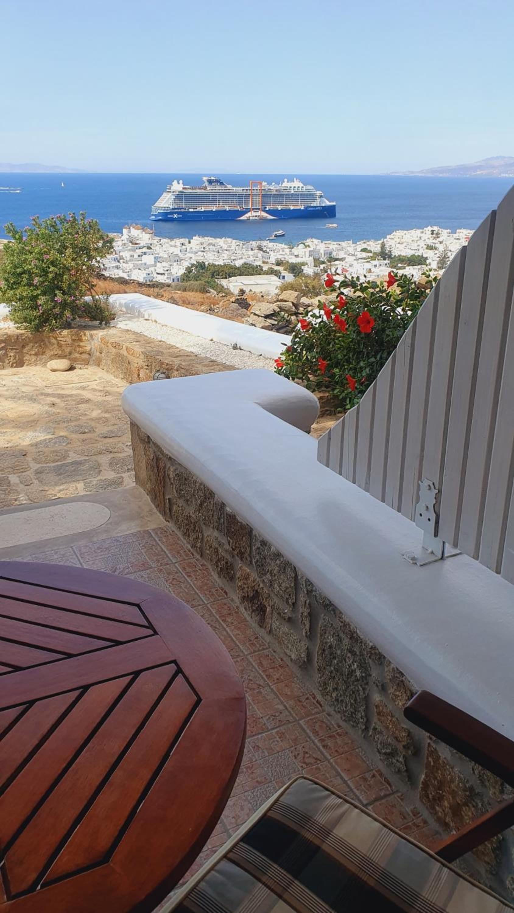 Studio with Sea View and Private Balcony - Photo 13