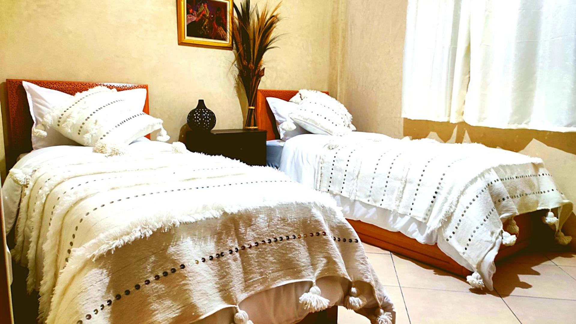Double or Twin Room photo 2