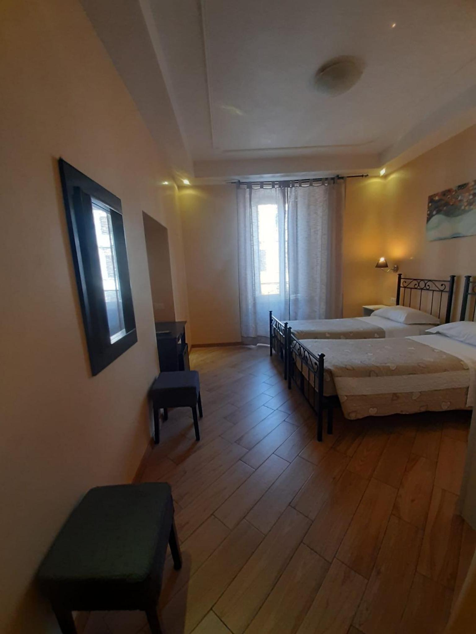 Double or Twin Room photo 2