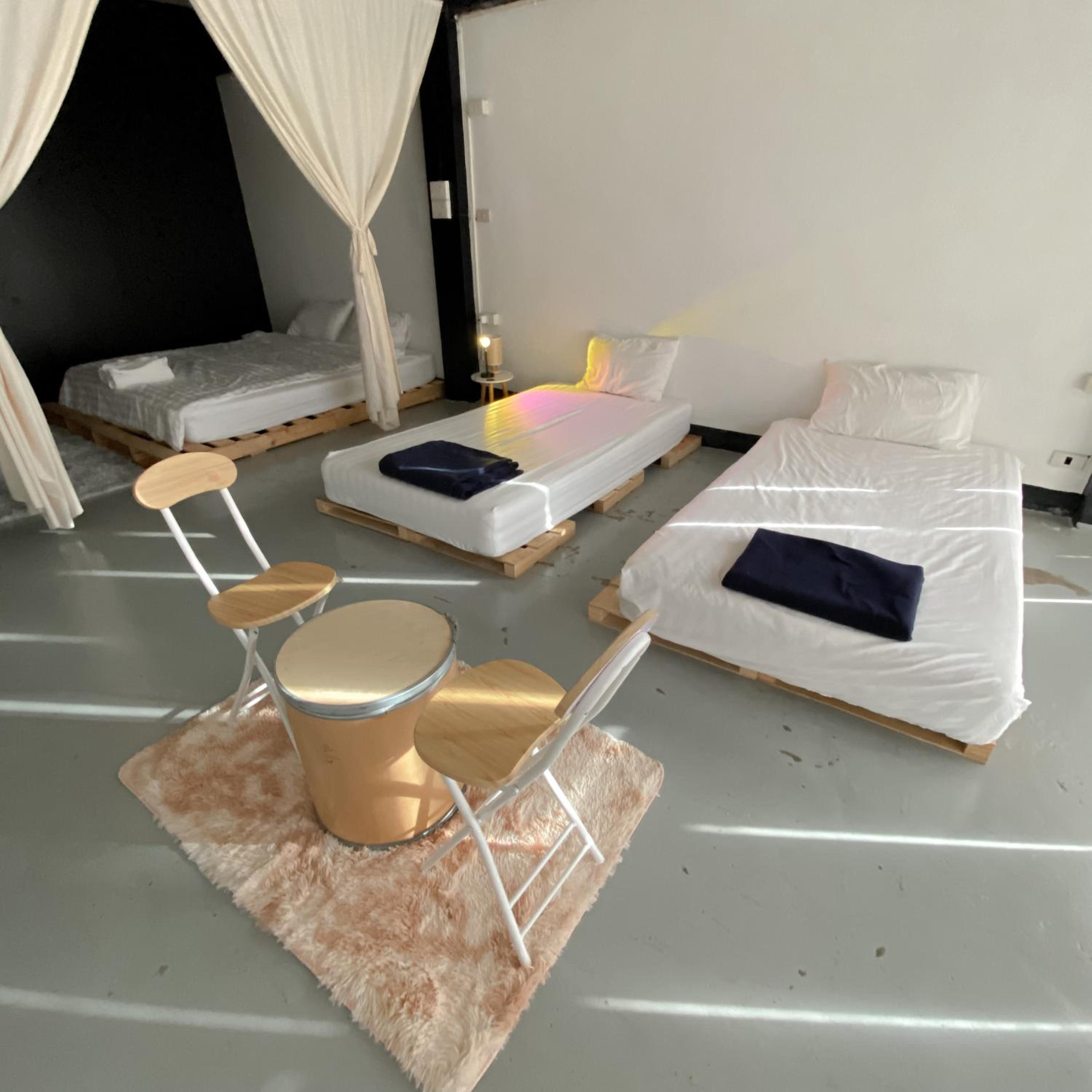 Superior Quadruple Room - Photo 8