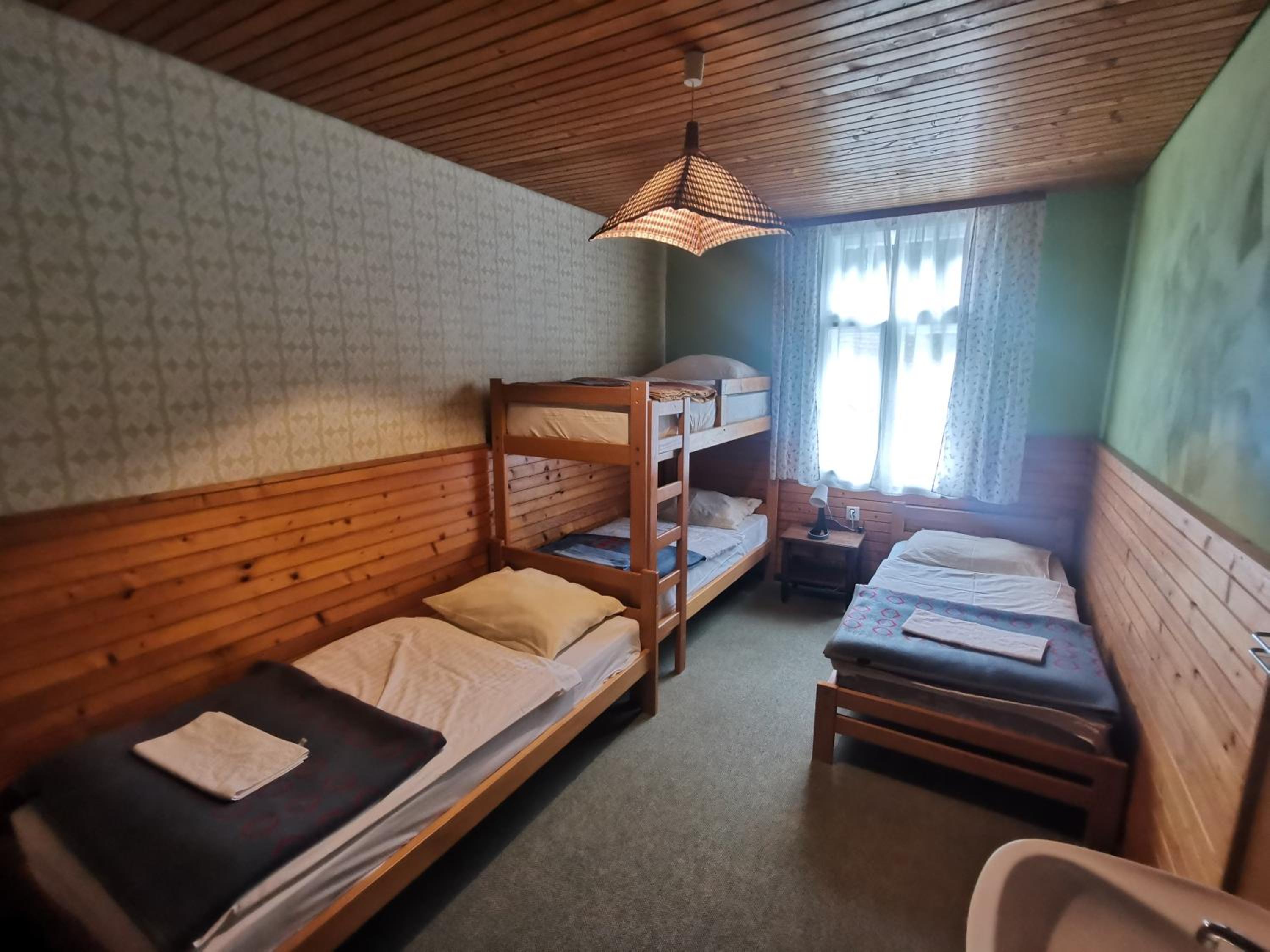 Quadruple Room with Shared Bathroom photo 1