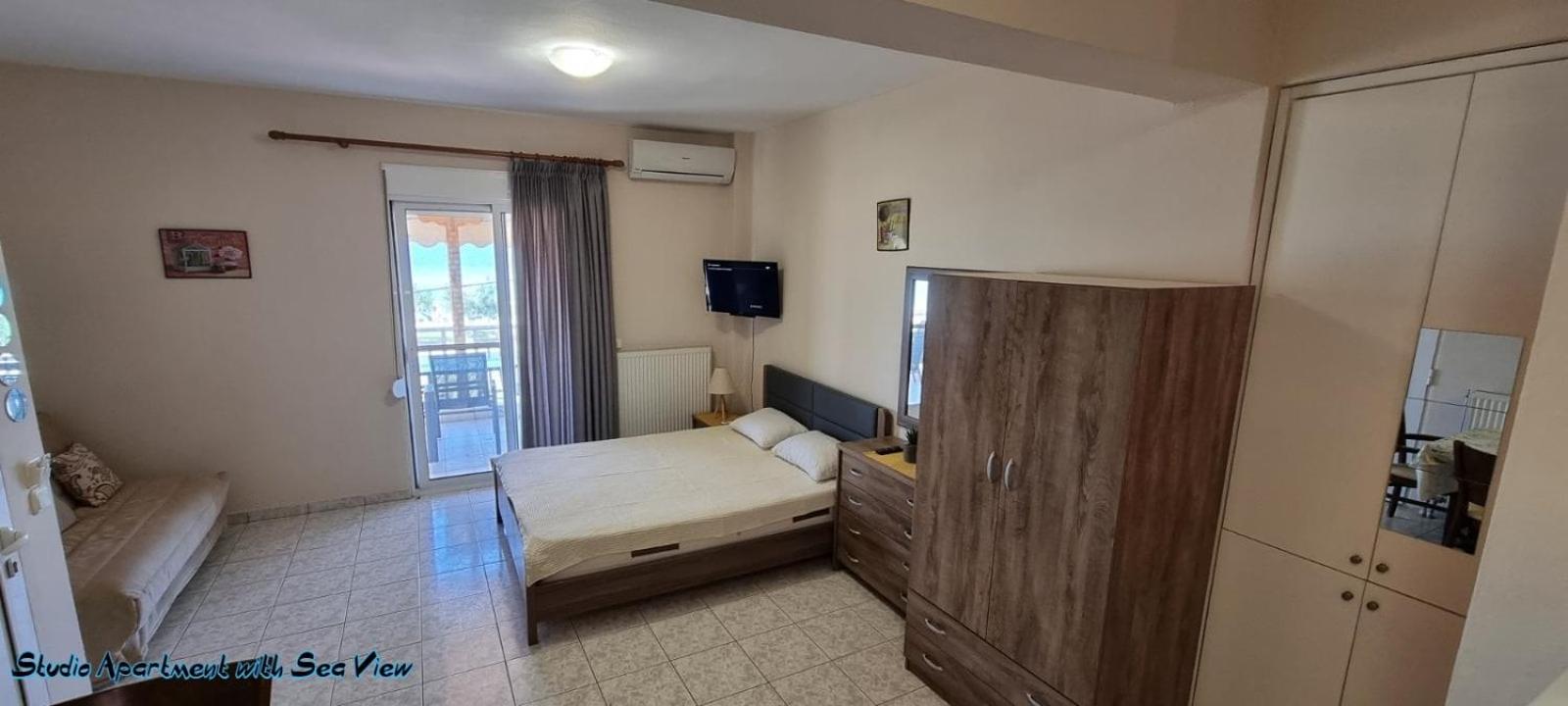 Studio Apartment With Sea View photo 1