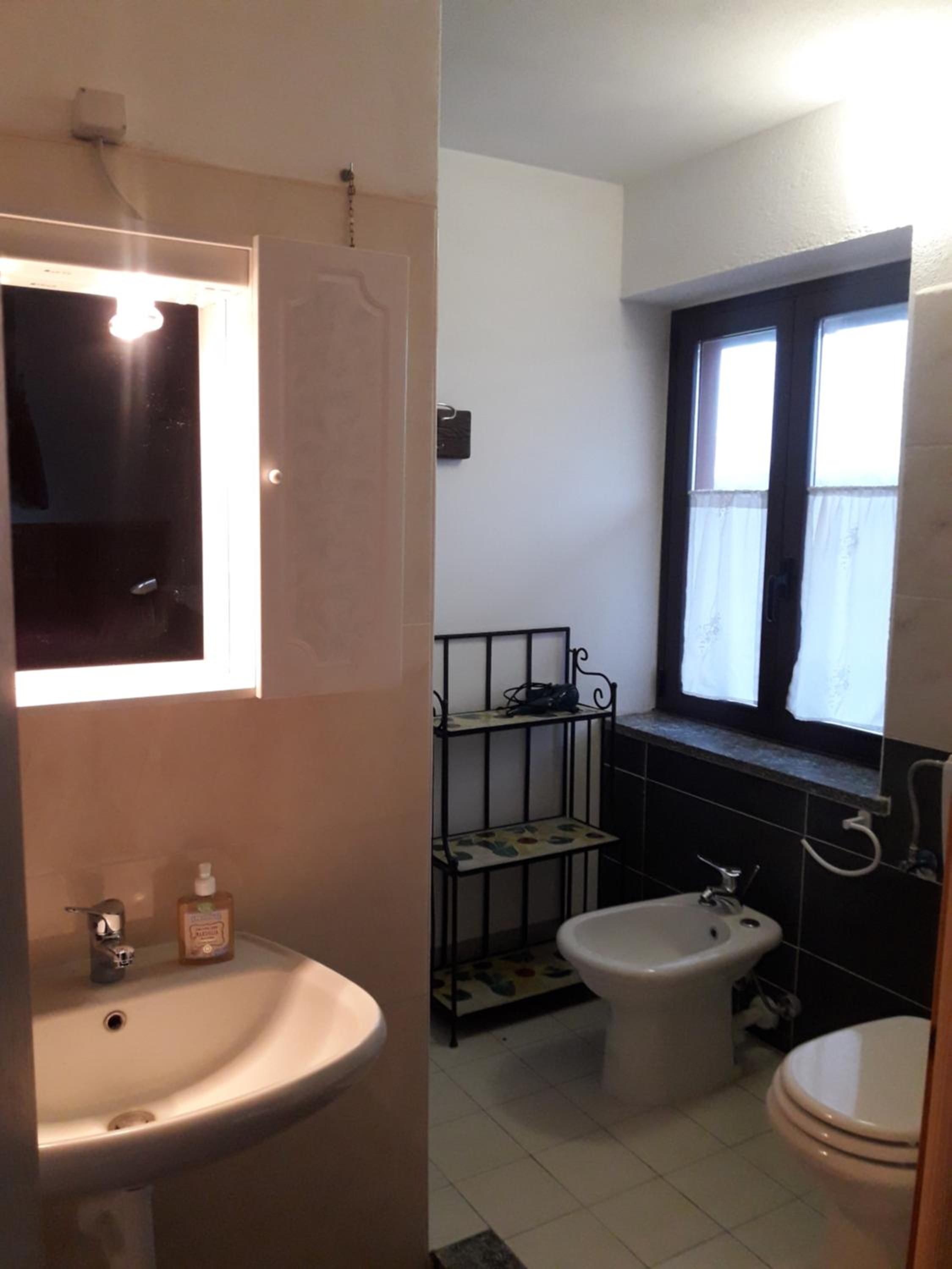 Triple Room with Private Bathroom photo 3