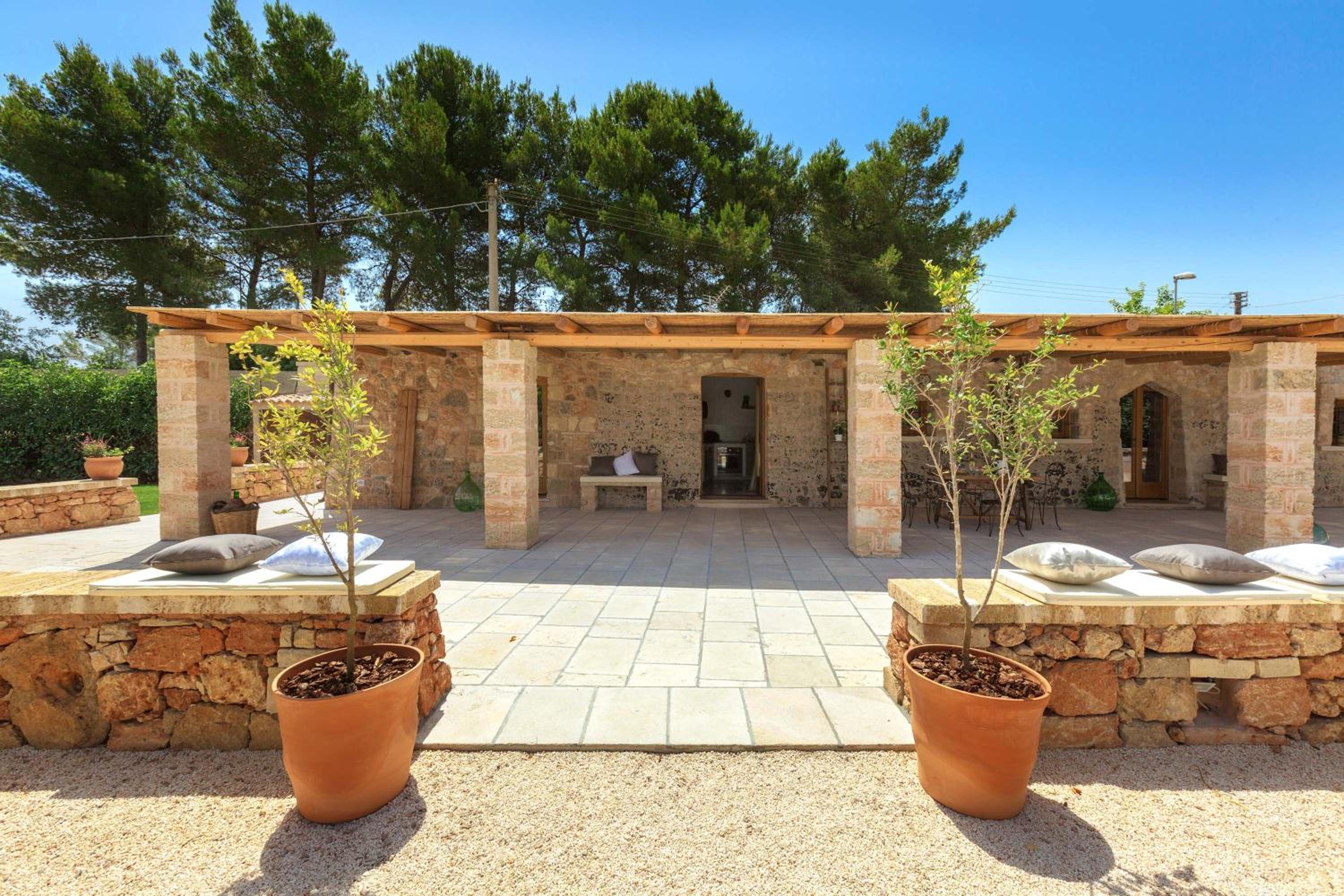 Three-Bedroom Villa photo 3