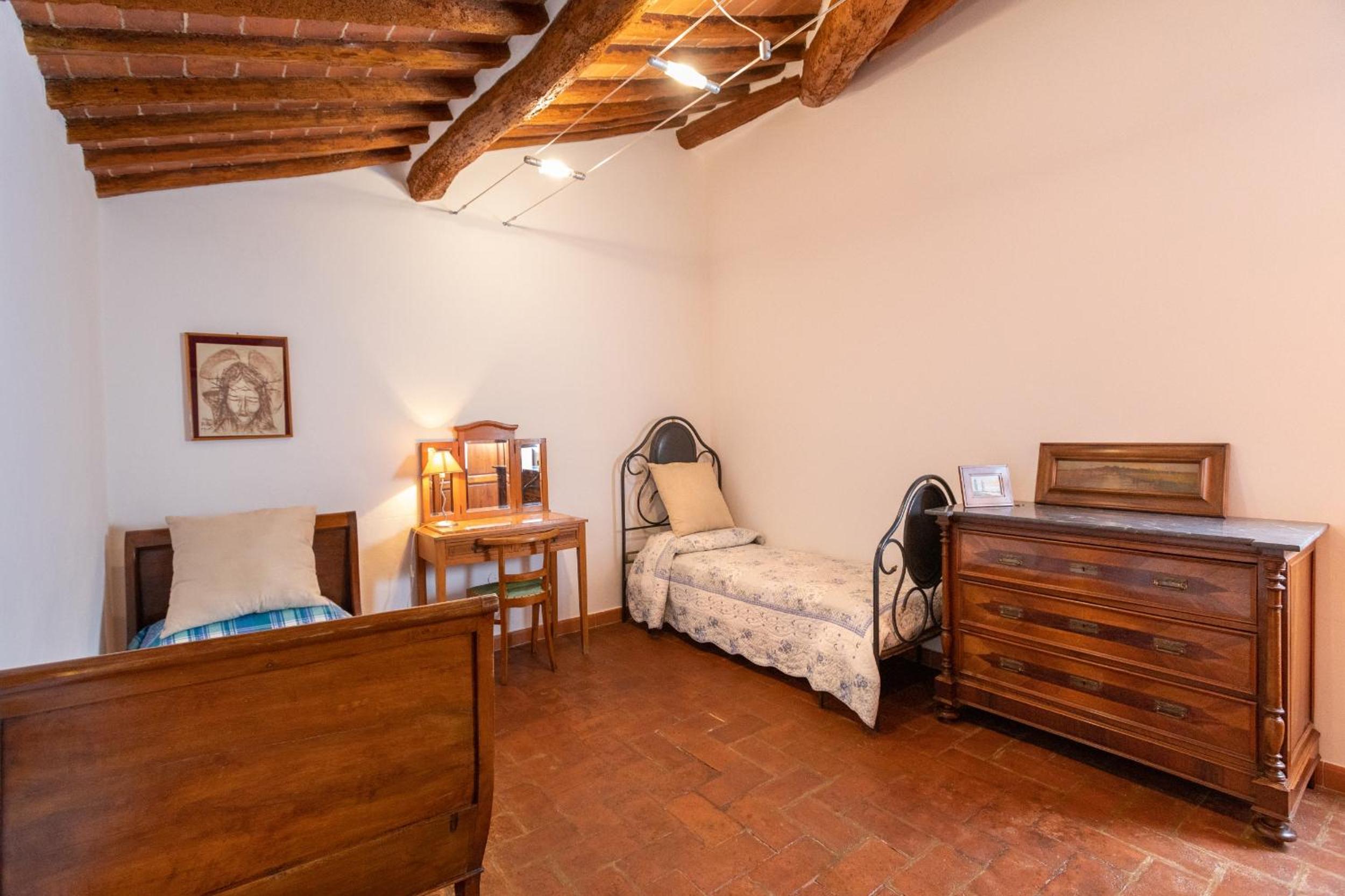 Villa photo 3