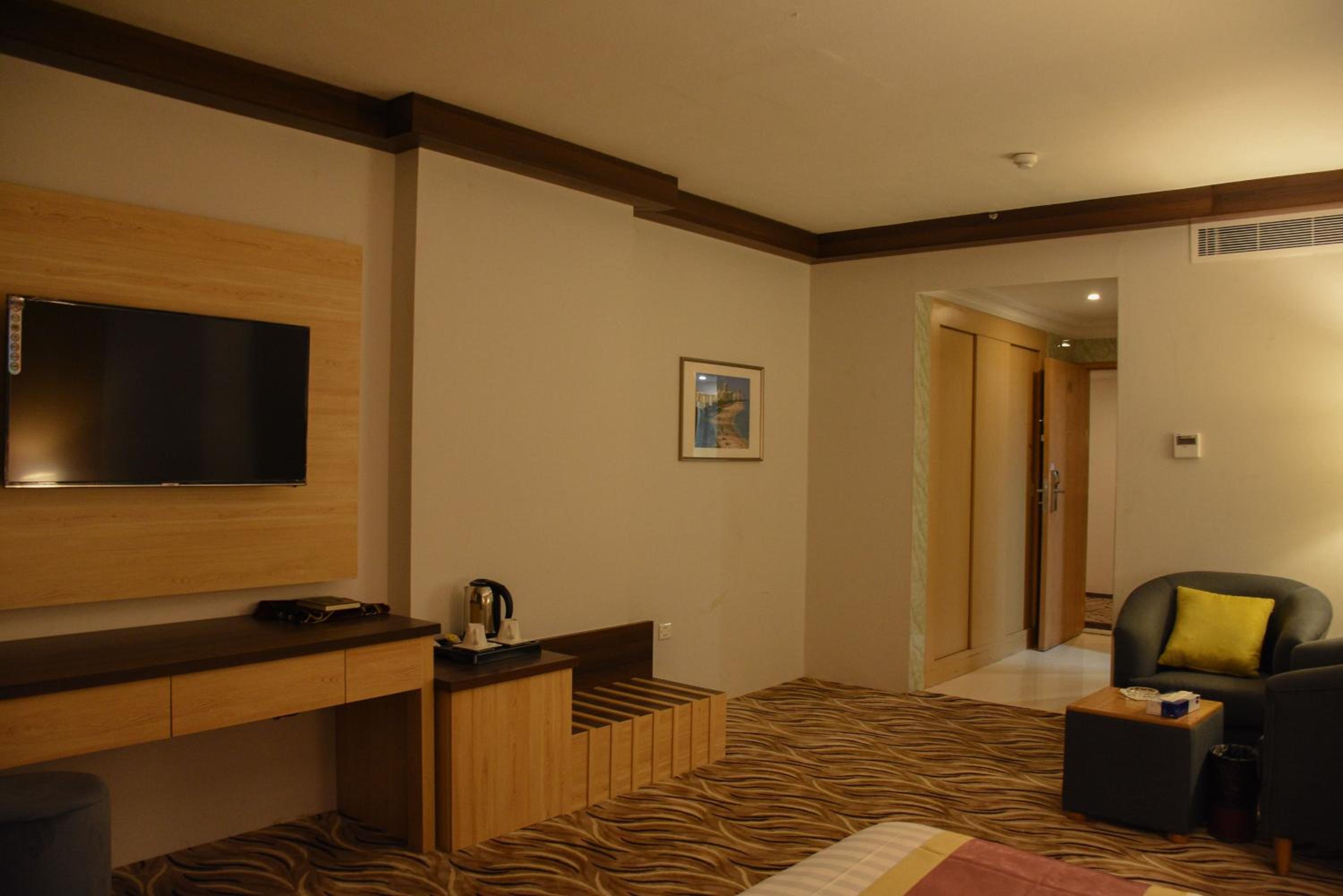 Twin Room with Bathroom