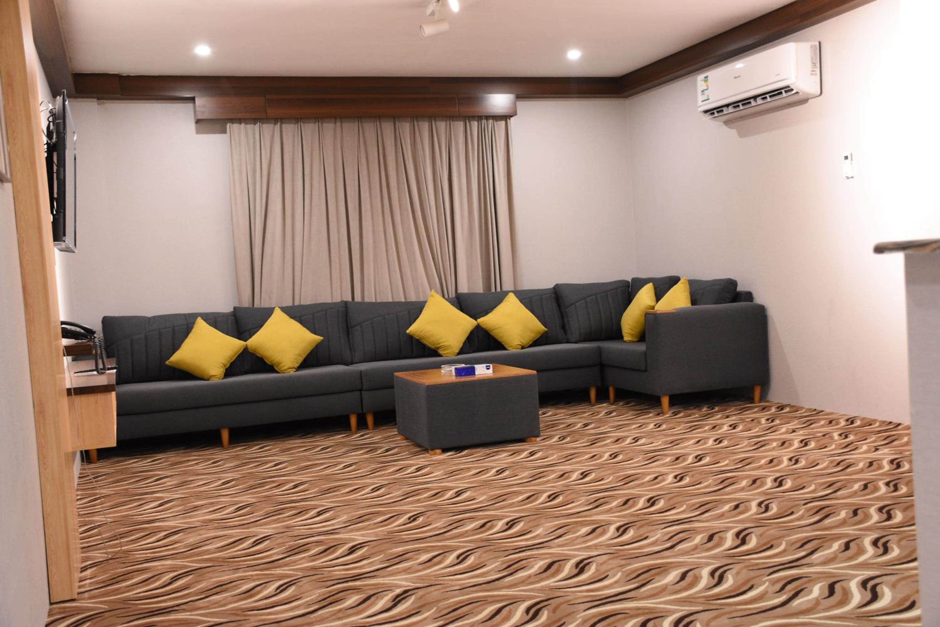 Executive Suite