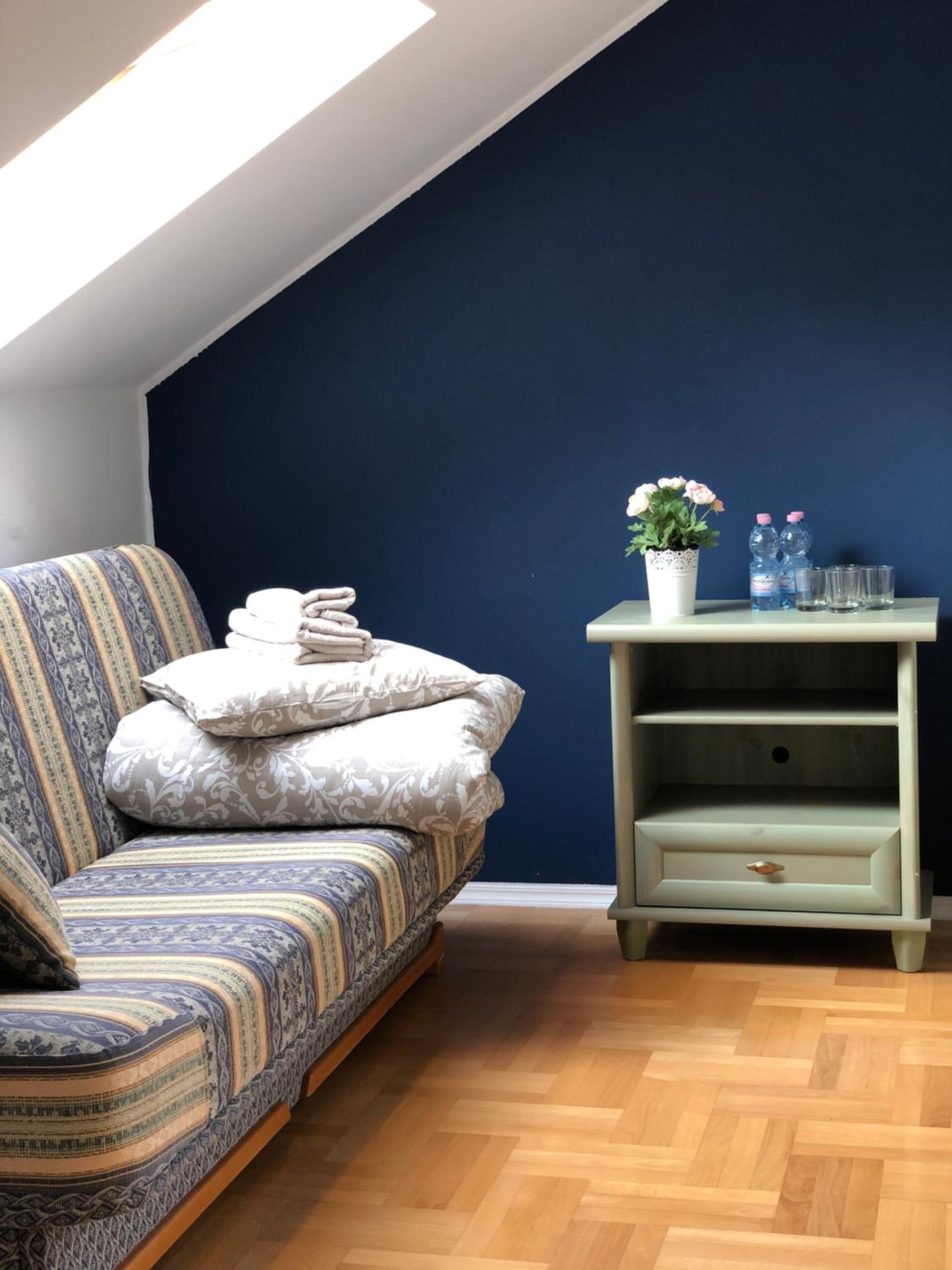Single Room with Private Bathroom photo 3