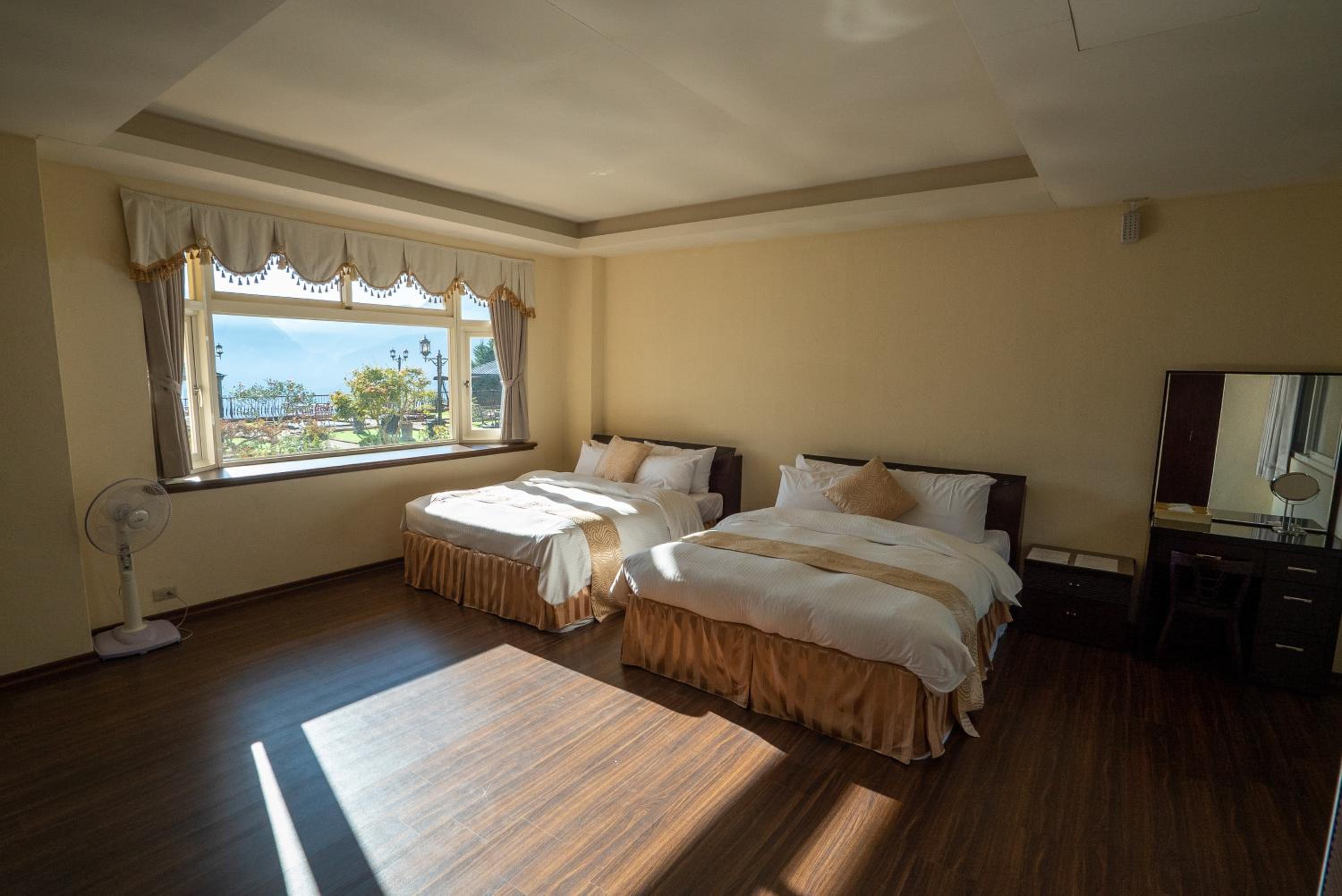 Comfort Quadruple Room