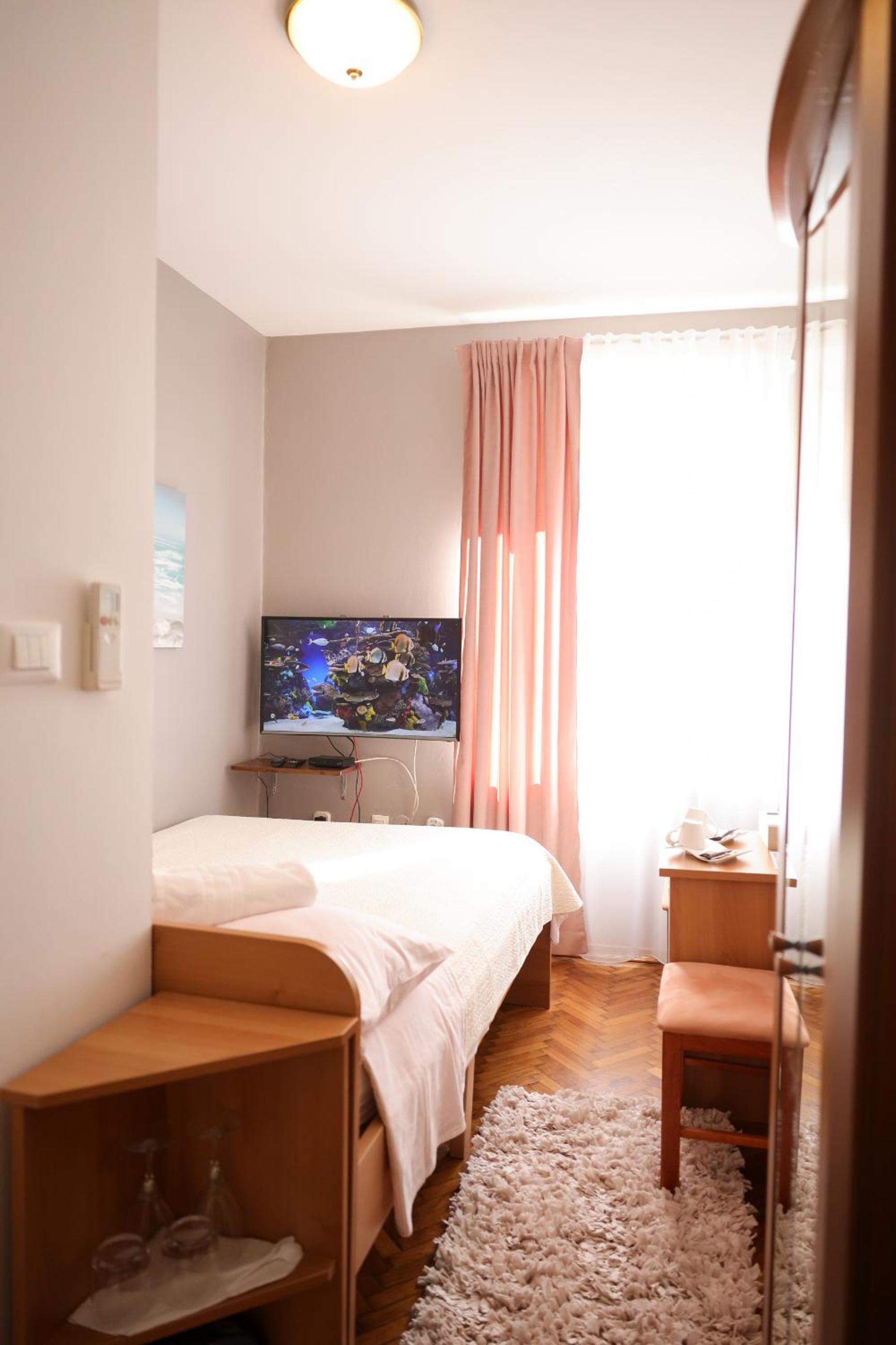 Budget Double Room