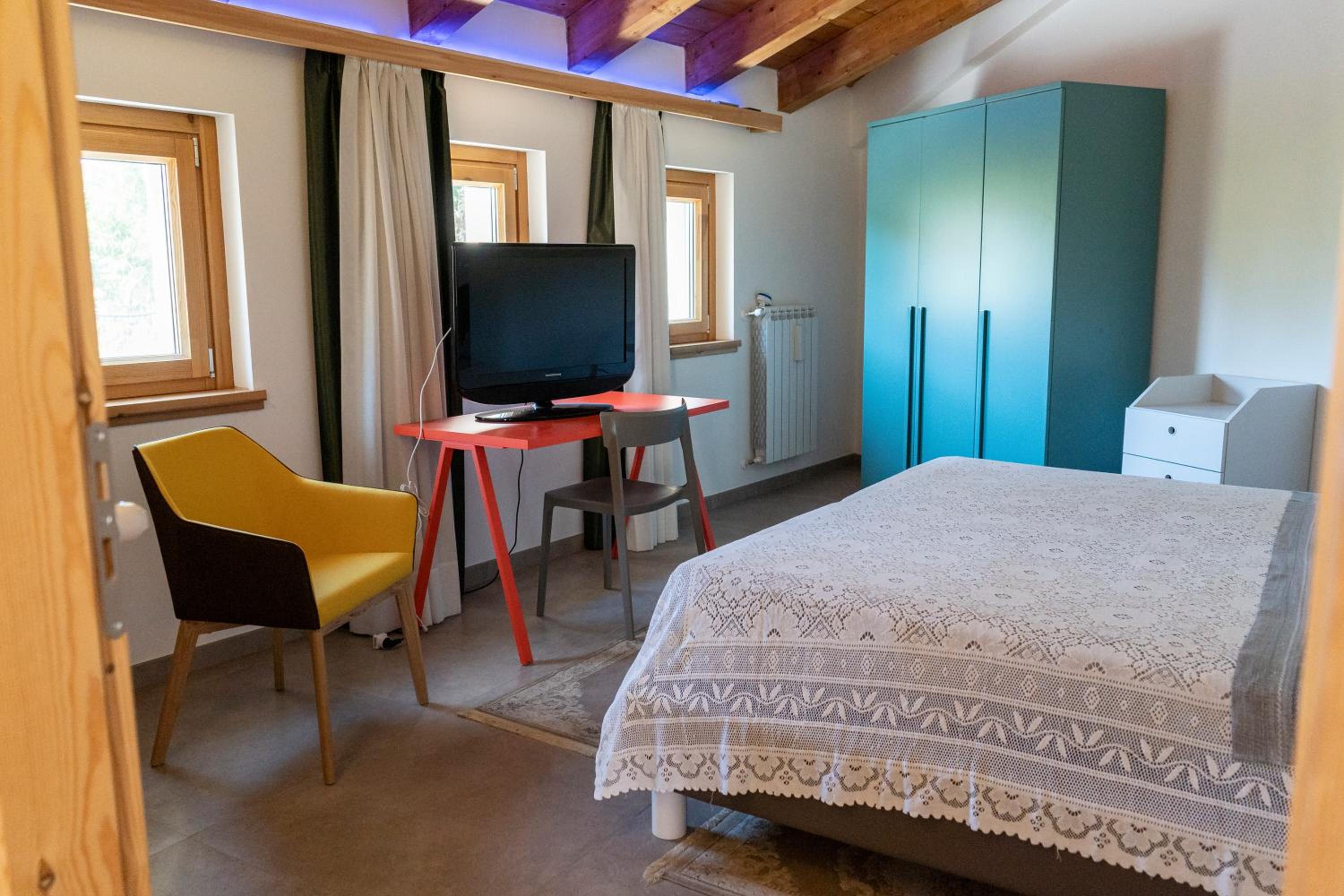 Double or Twin Room with Private External Bathroom photo 1