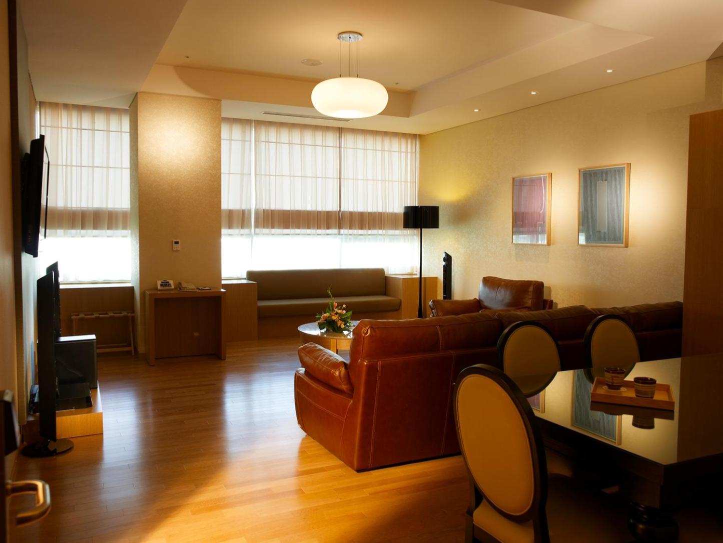 Grand Presidential Suite photo 3