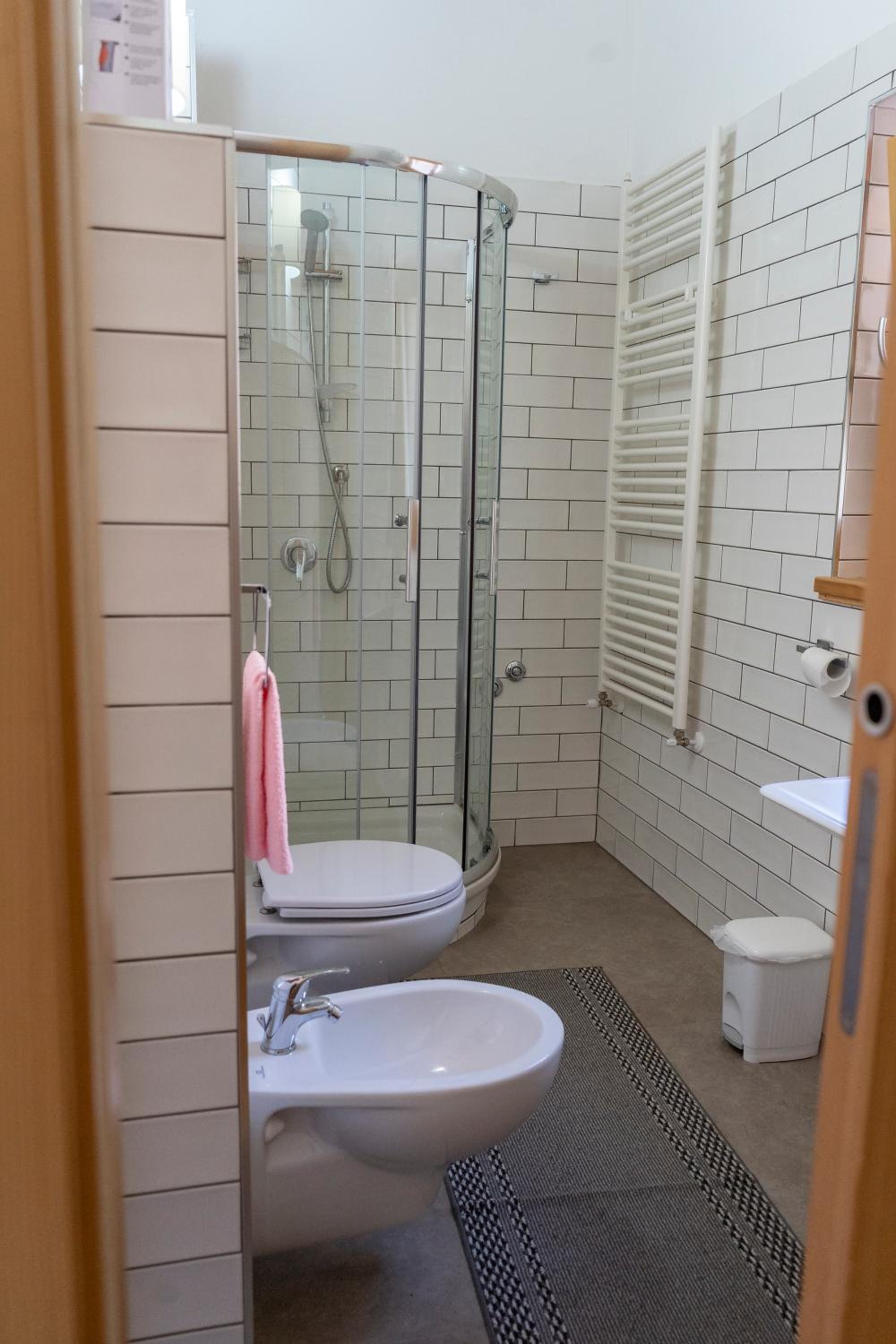 Quadruple Room with Balcony photo 2