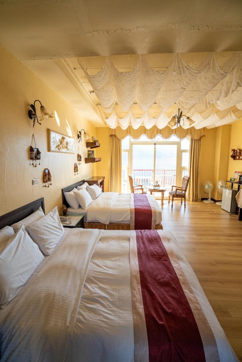Economy Quadruple Room