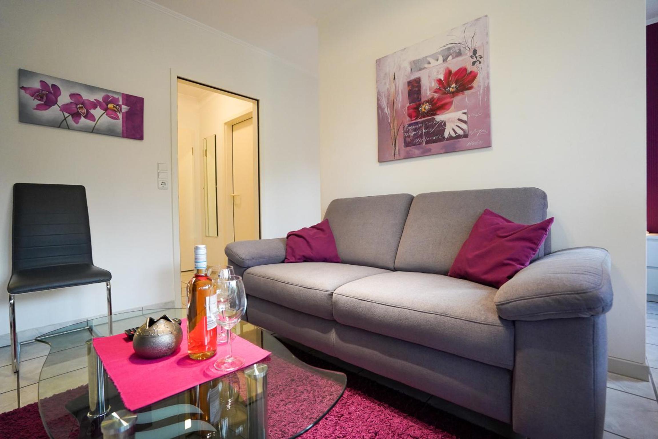 Apartment photo 3