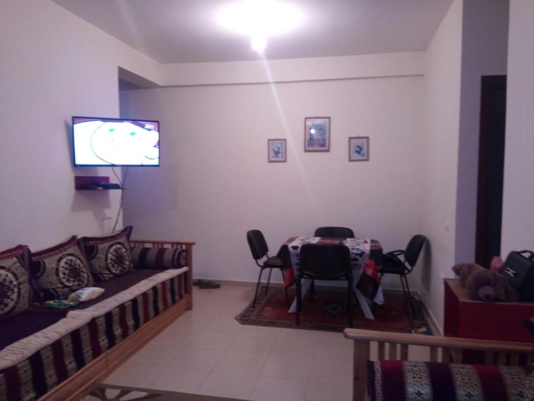Two-Bedroom Apartment - Photo 3