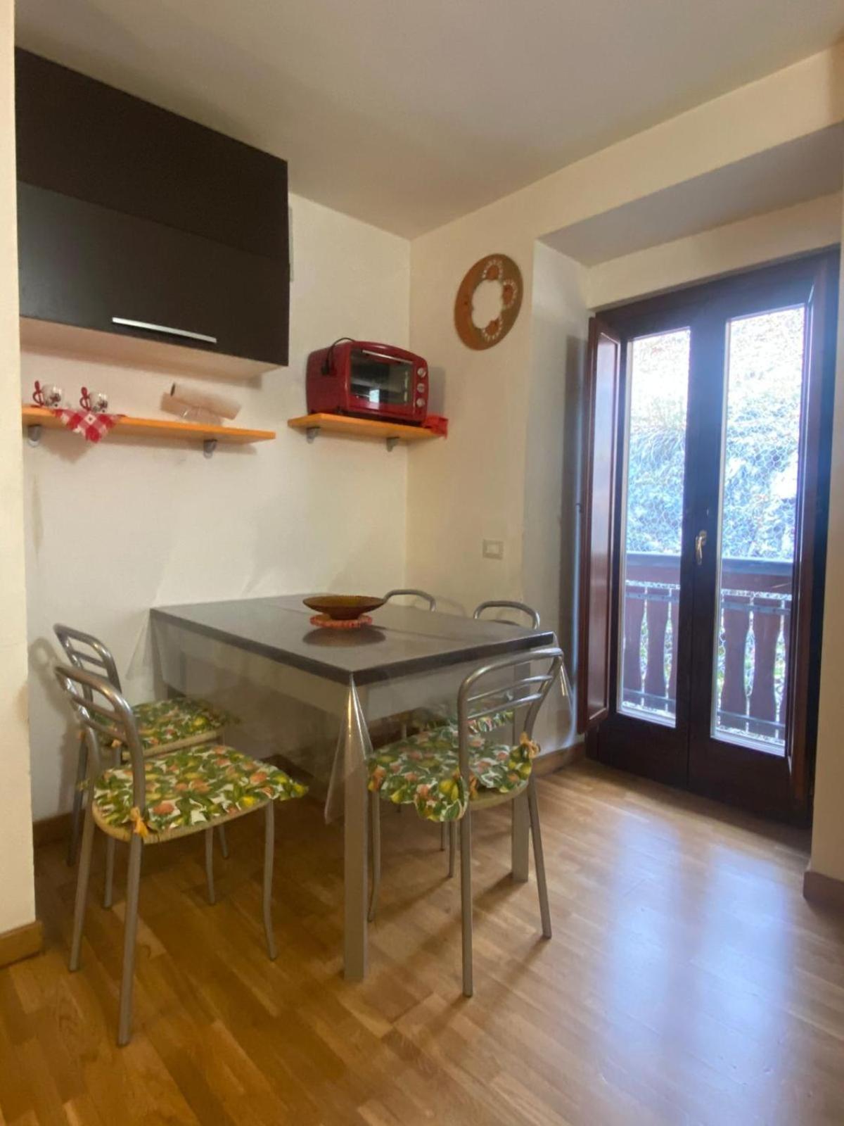 Two-Bedroom Apartment - Photo 19