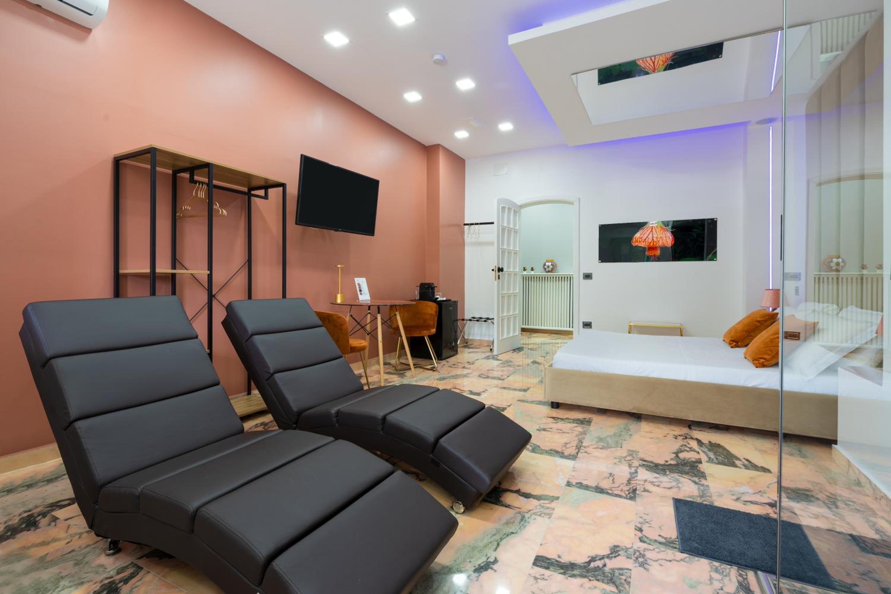 Double Room with Spa Bath