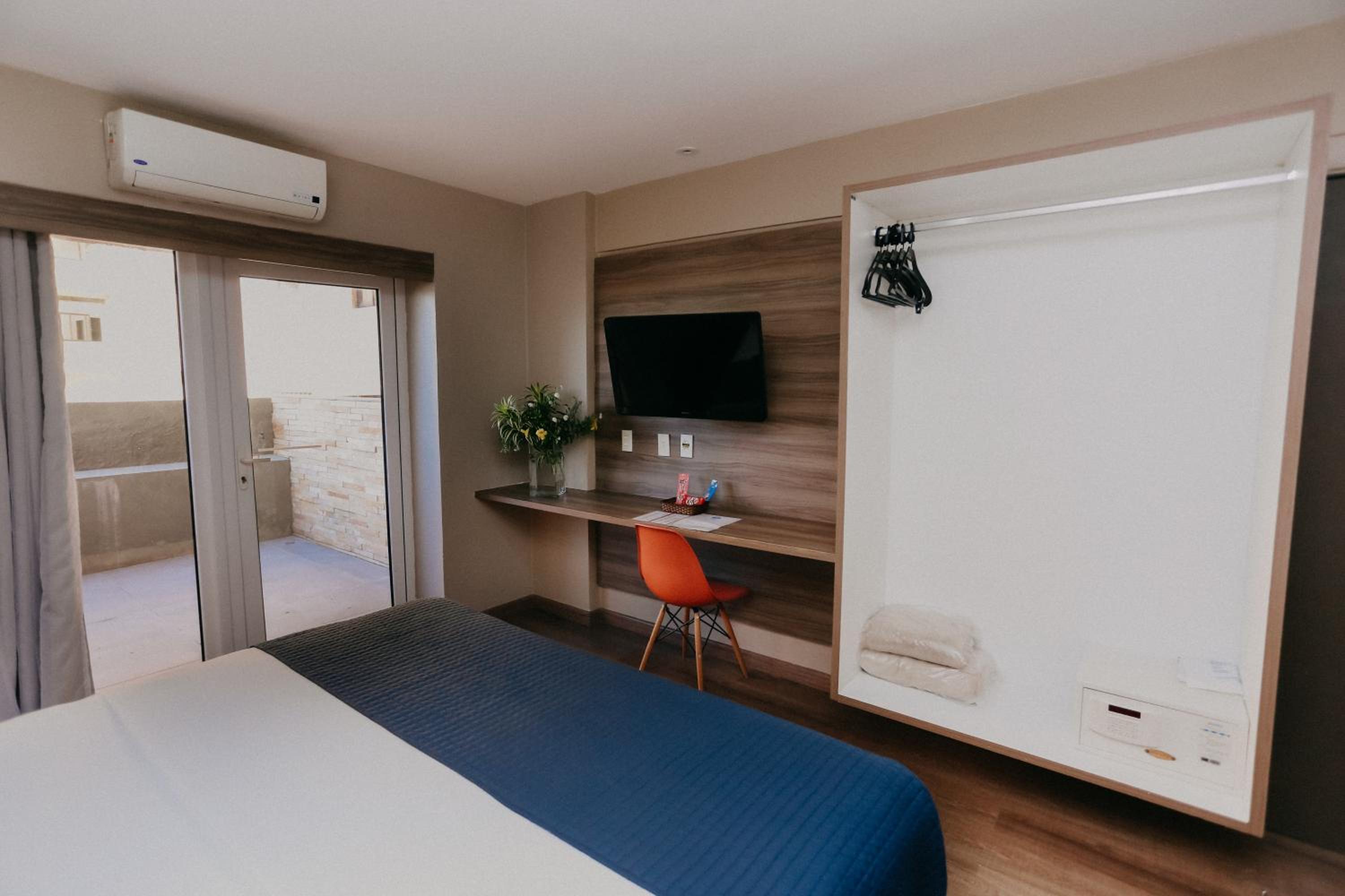 Triple Room - Photo 2