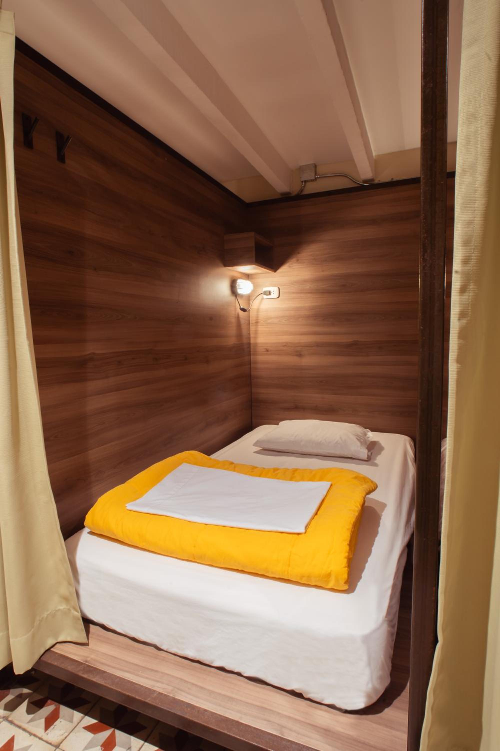 Single Bed in 7-Mixed Dormitory Room Upgraded