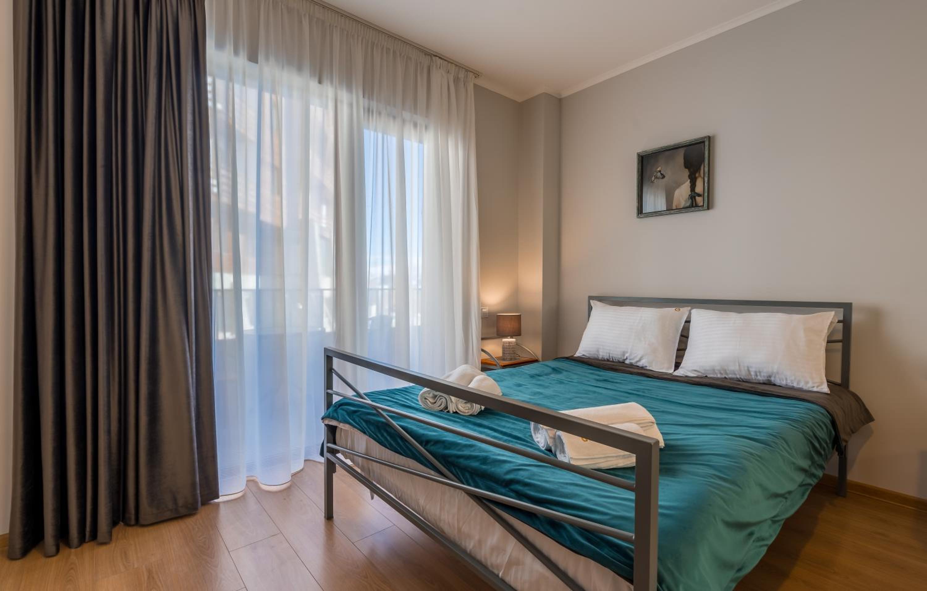 Studio Apartment photo 1