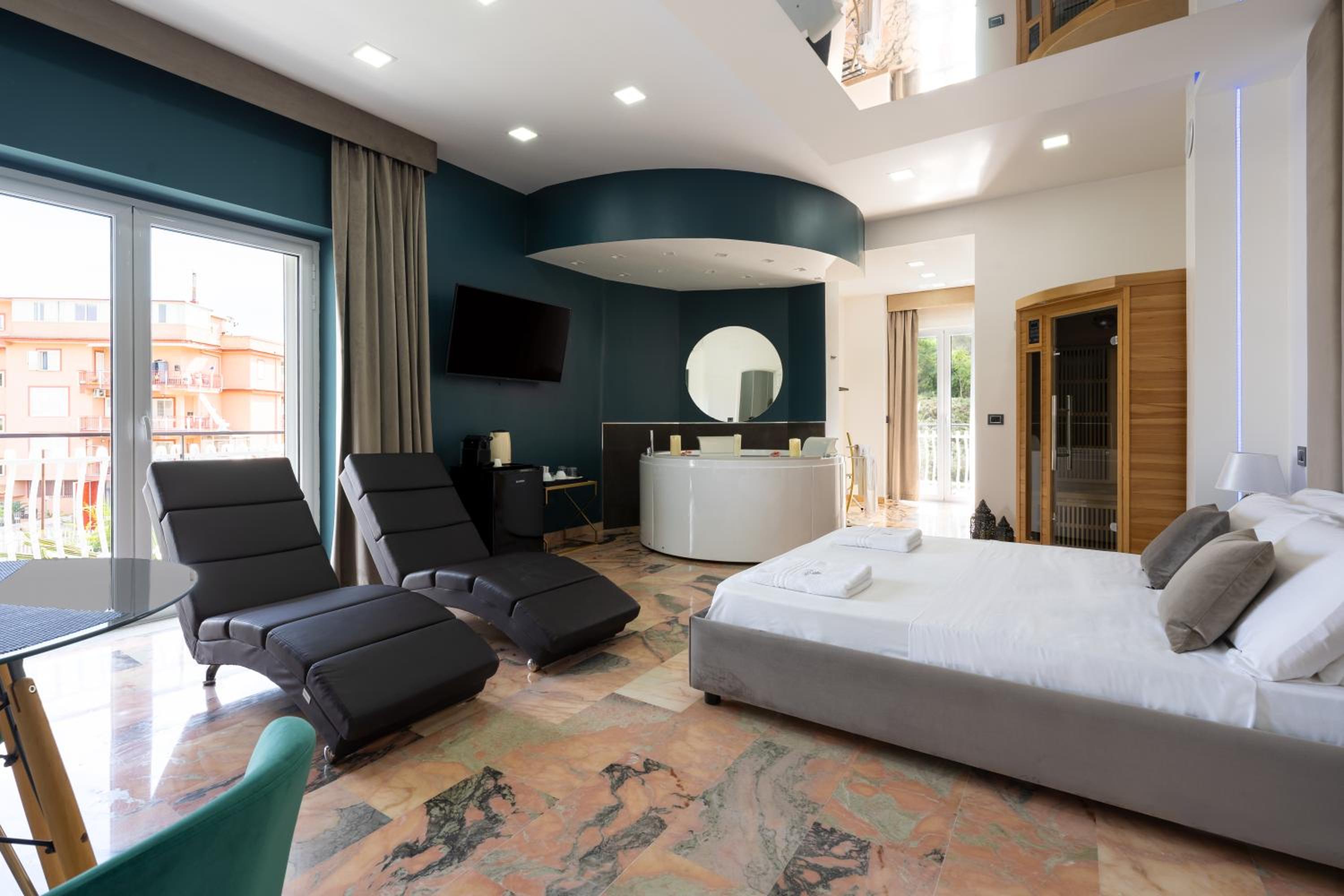 Deluxe Double Room with Balcony