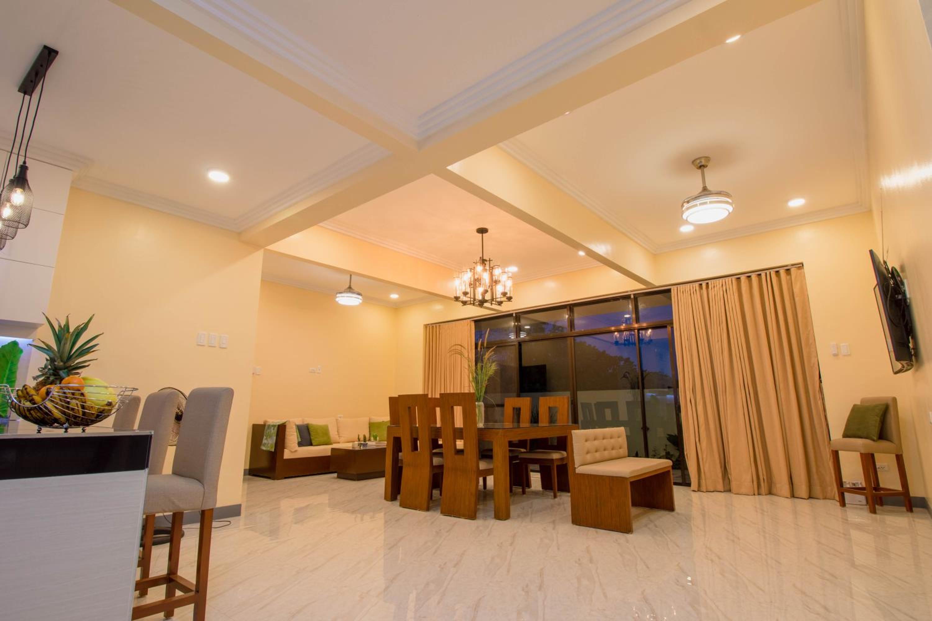 Three-Bedroom Suite - Photo 16
