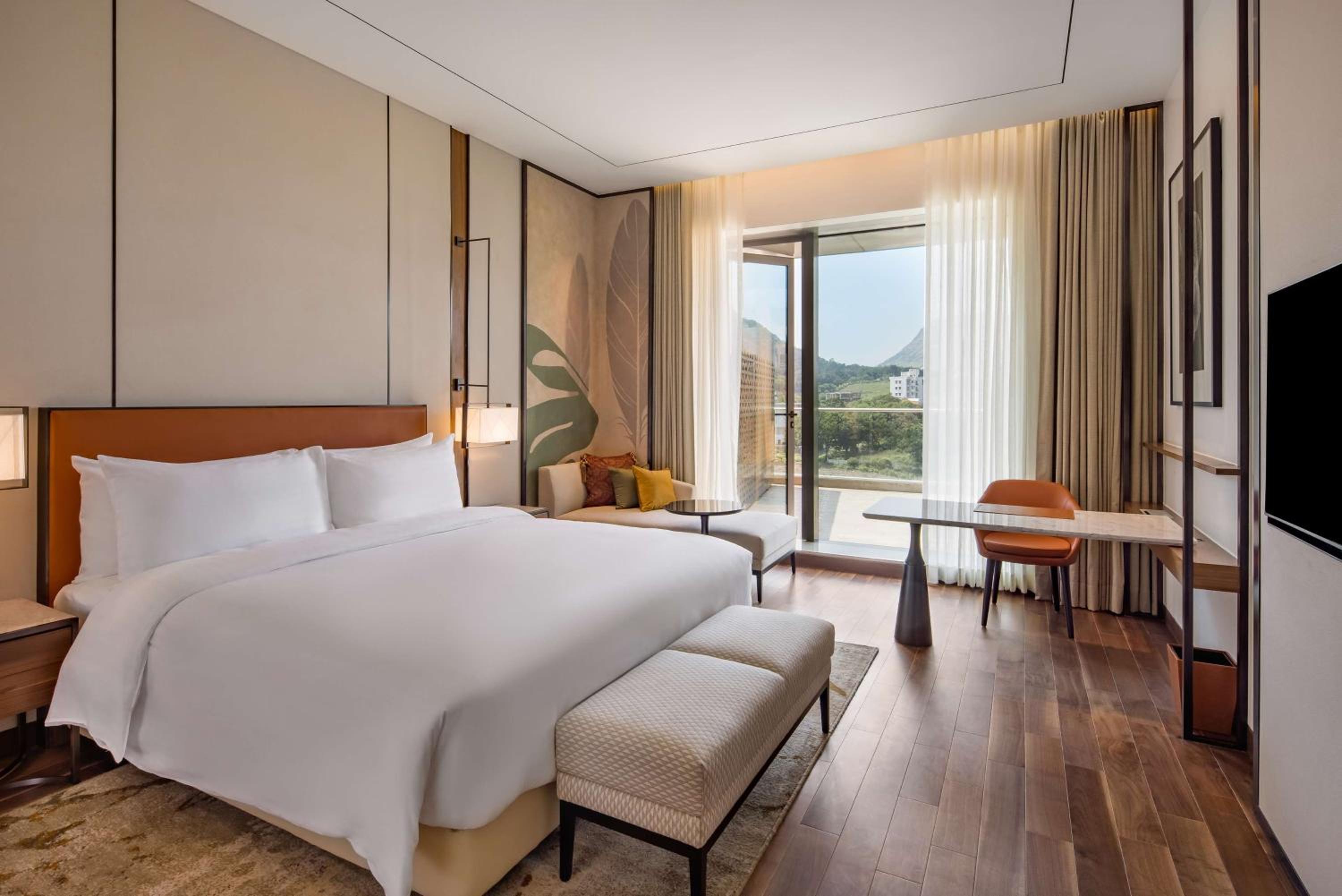 Deluxe Room with Balcony & 15% discount on Spa - Photo 5