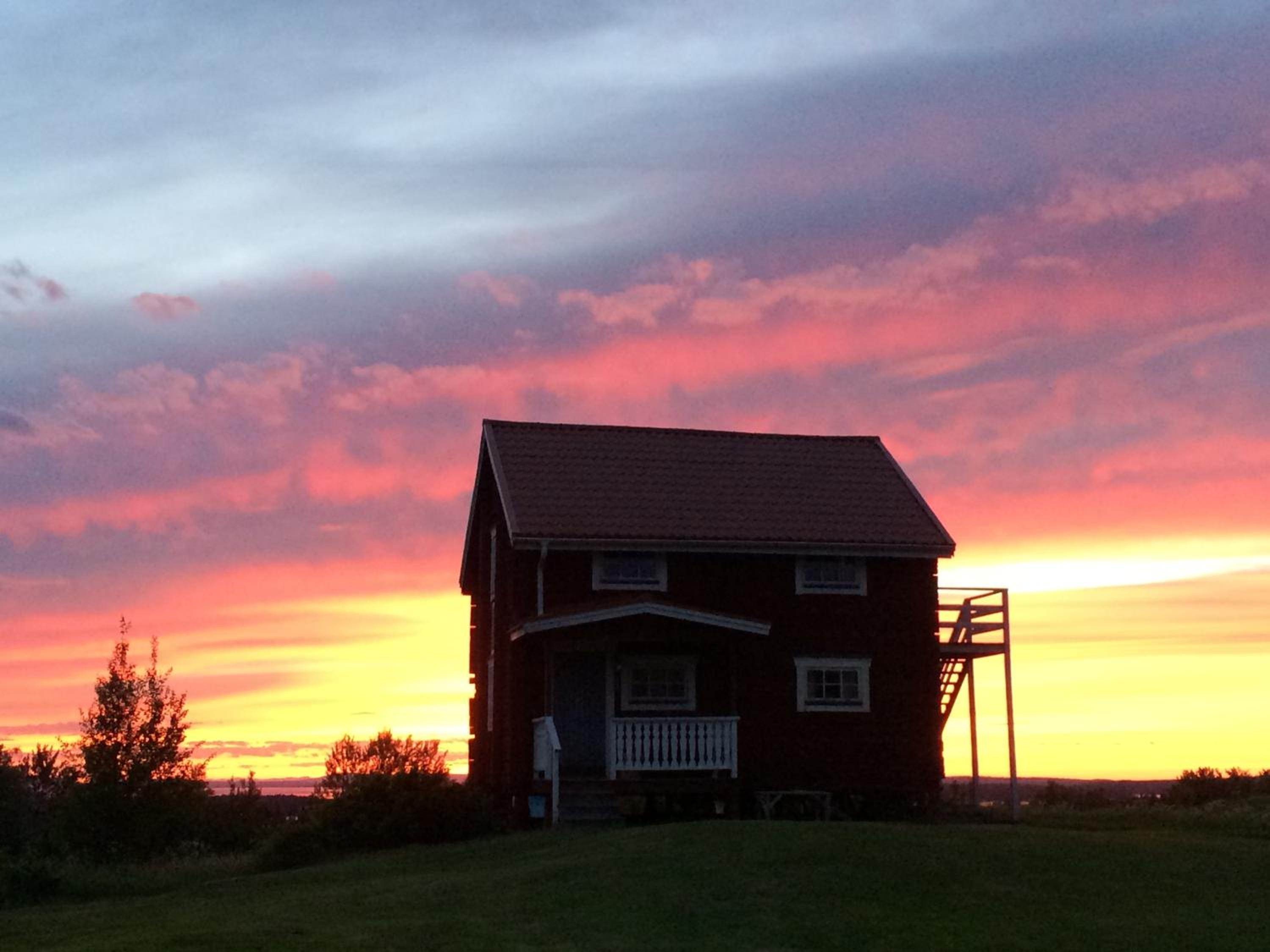 Cottage (4 Adults) photo 2