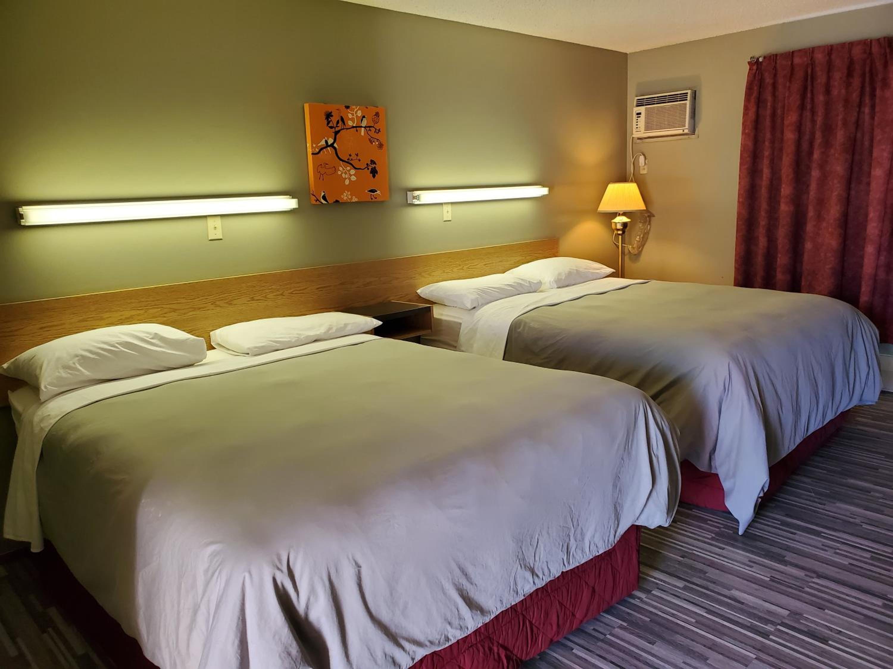 Queen Room