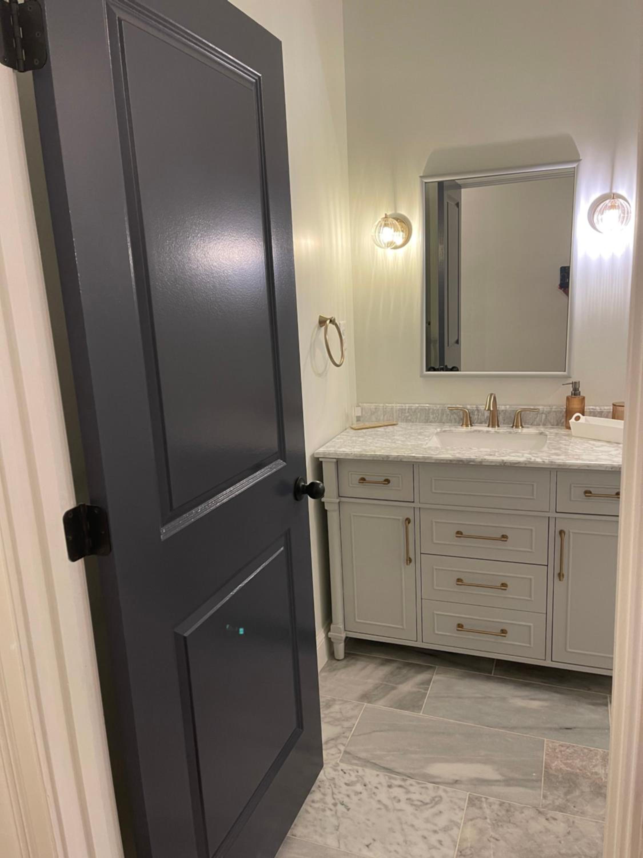 Three-Bedroom Apartment - Photo 16