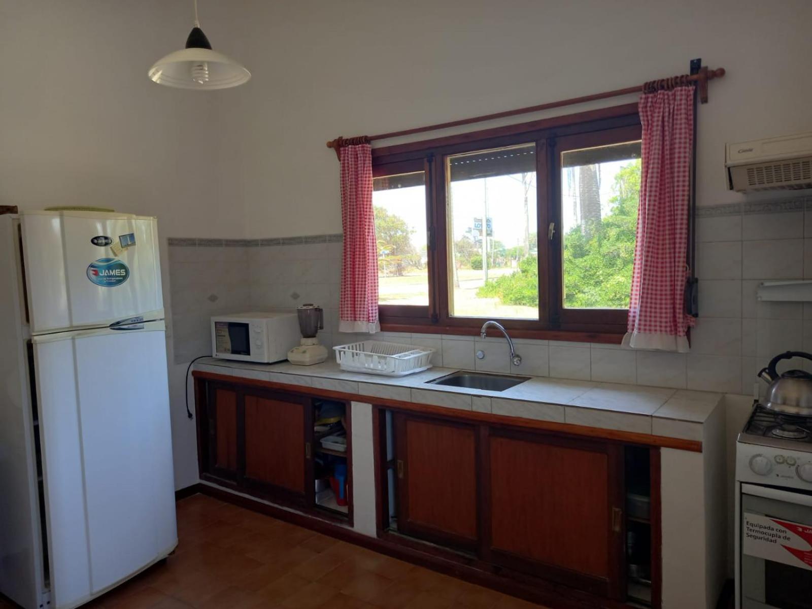 Two-Bedroom House photo 2