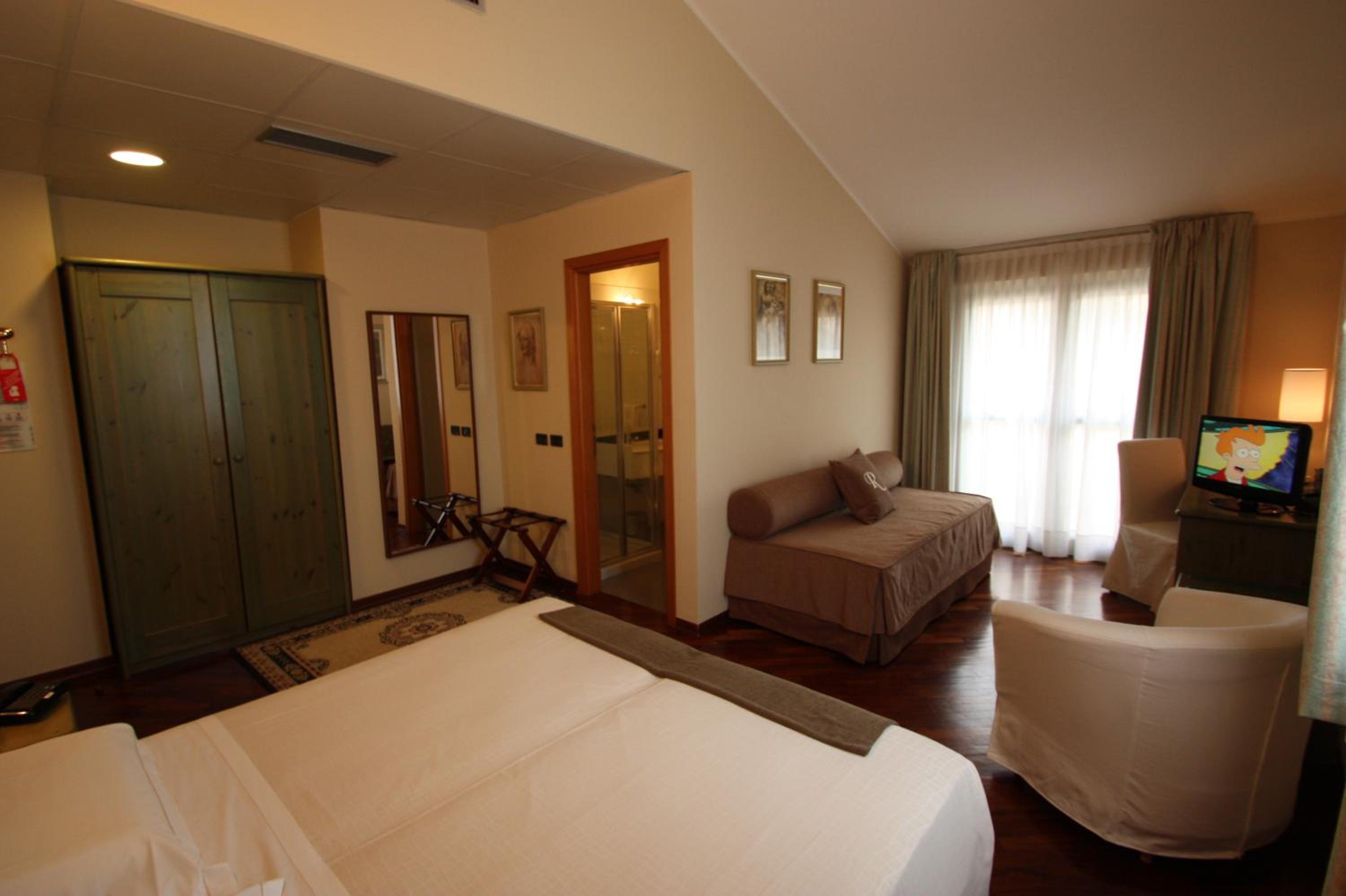 Triple Room photo 2