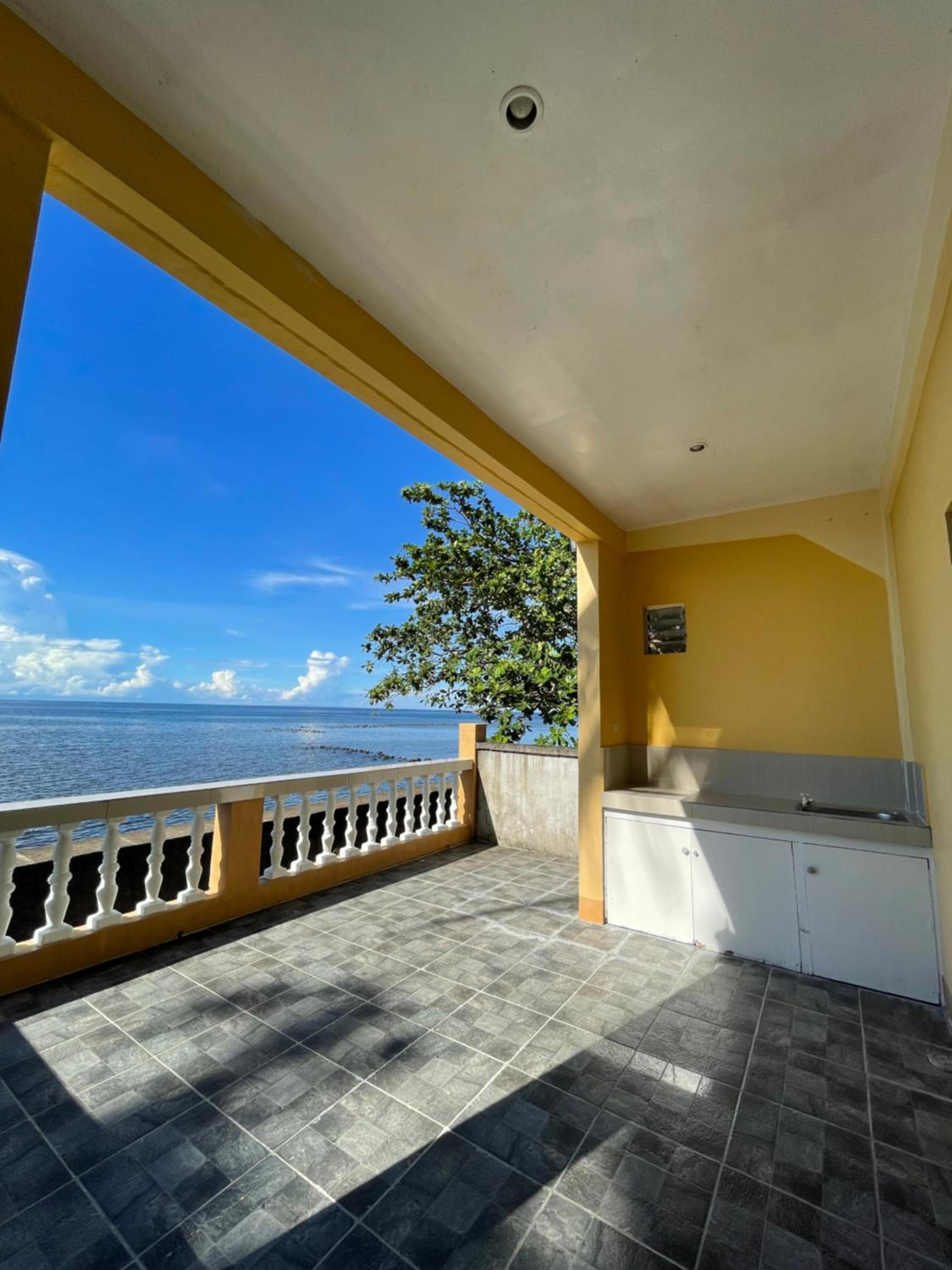 Deluxe Double Room with Balcony and Sea View - Photo 6