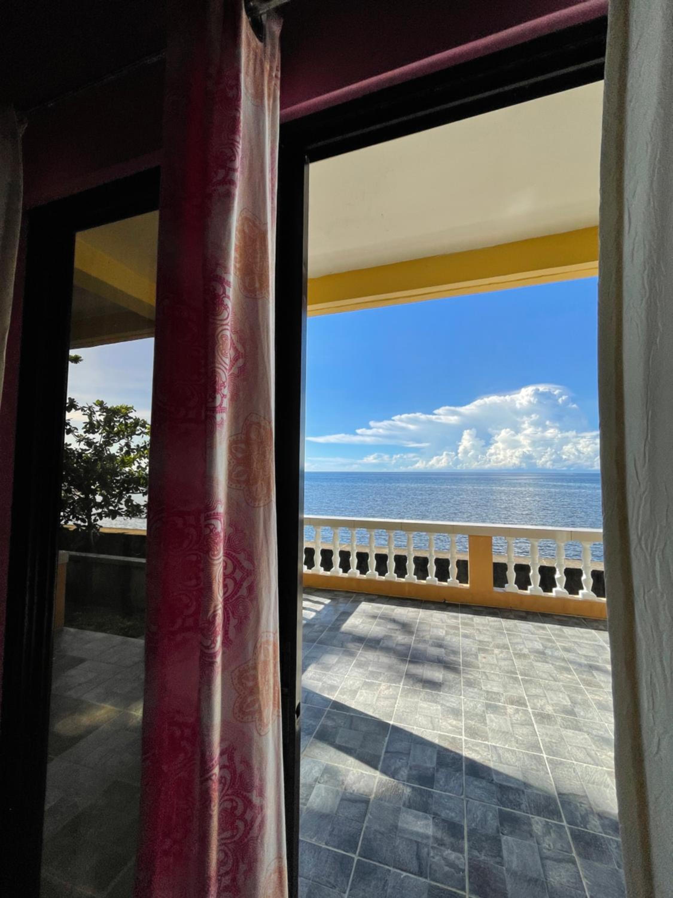 Deluxe Double Room with Balcony and Sea View - Photo 5